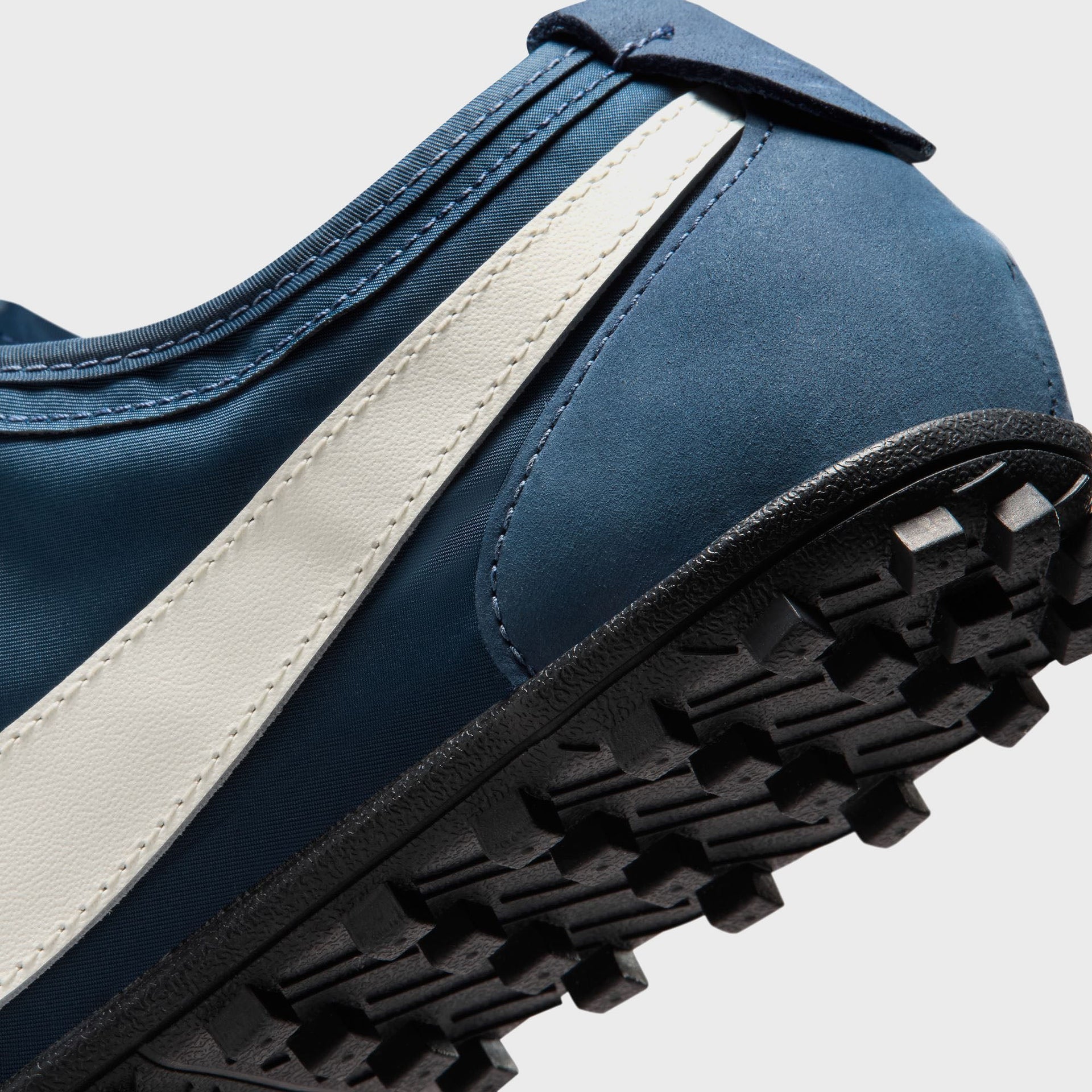 Nike Moon Shoe OG - Midnight Navy / Black / Sail