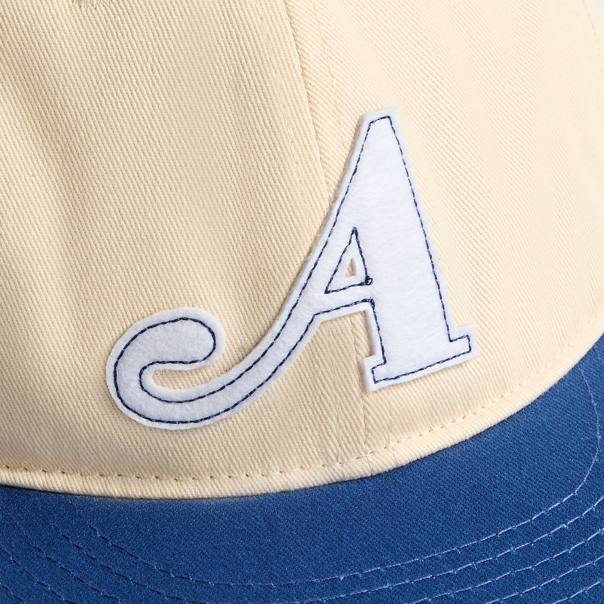 Awake Classic A Cap in Cream