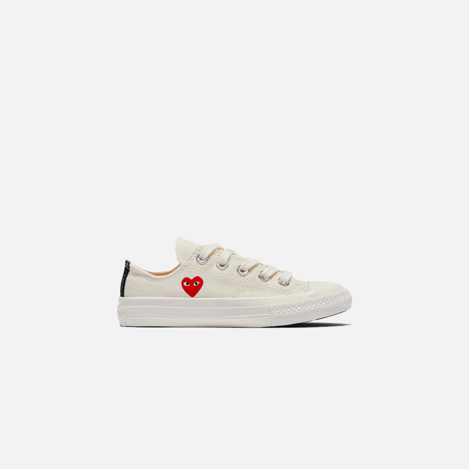 Comme Des Garçons Play x Converse Kids Chuck 70 Low Top - Beige