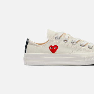 Comme Des Garçons Play x Converse Kids Chuck 70 Low Top - Beige