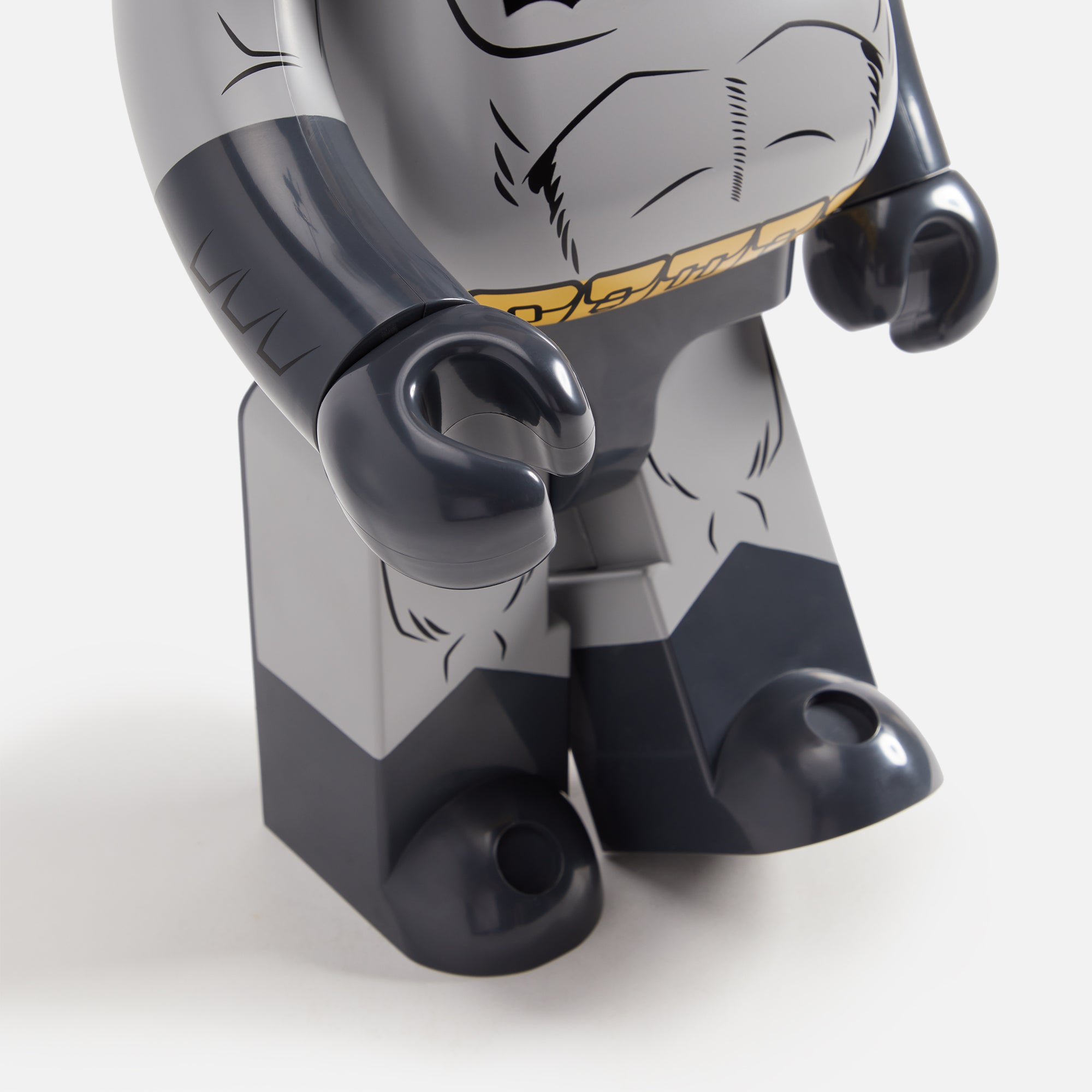Medicom Toy BE@RBRICK Batman TDKR 1000% – Kith