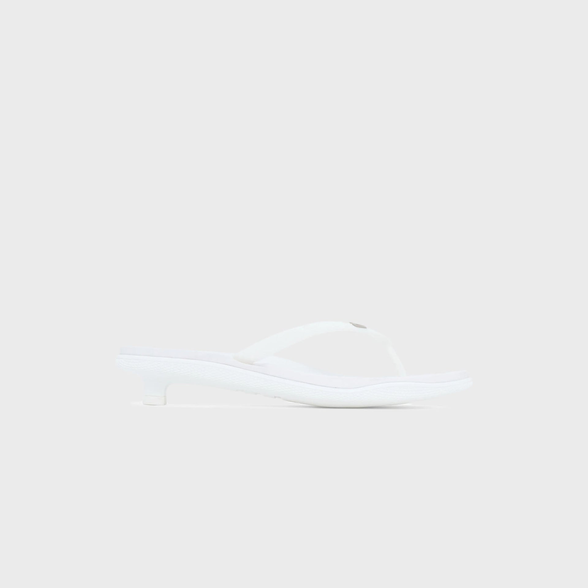 Bloumme Rise Thong - Halo White