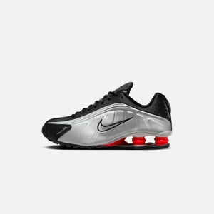 Nike Shox R4 P1 - Black / Metallic Silver / Max Orange