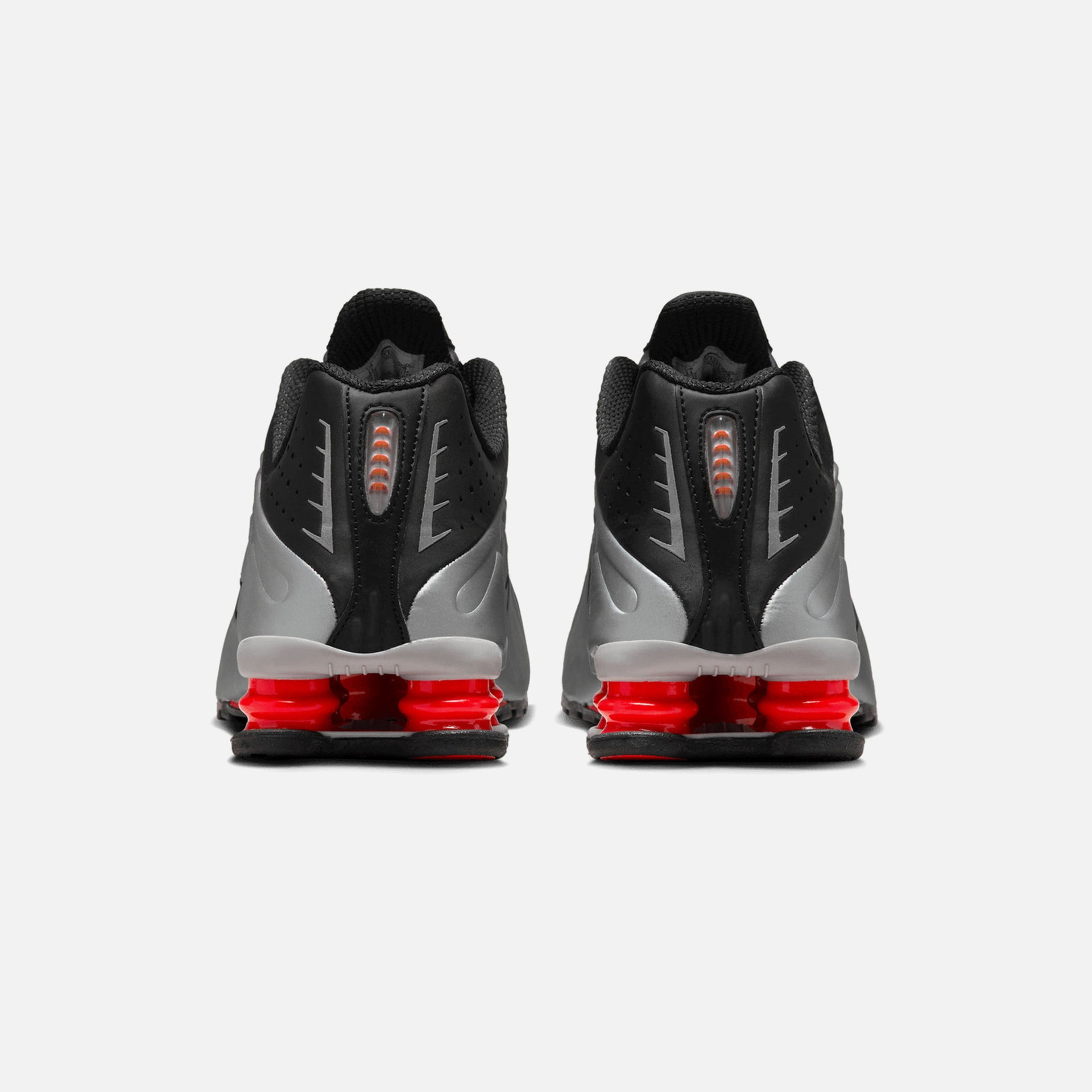 Nike Shox R4 P1 - Black / Metallic Silver / Max Orange