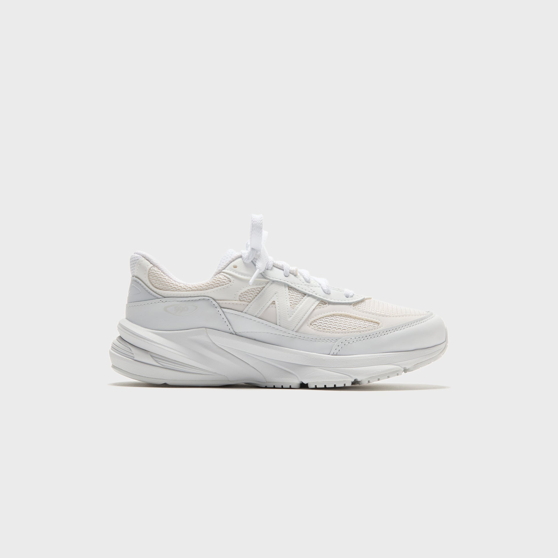 CDG Homme x New Balance 990v6 - White