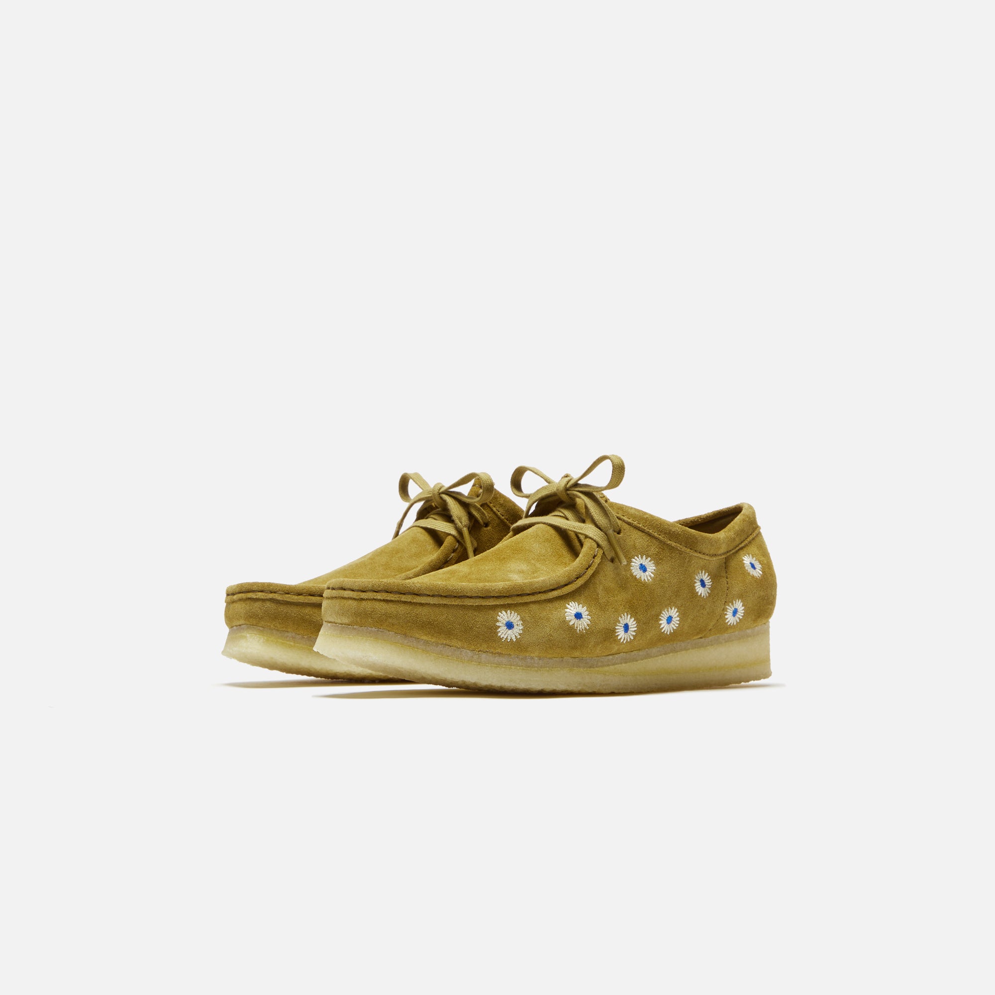 Clarks Wallabee - Dark Olive Embroidery – Kith