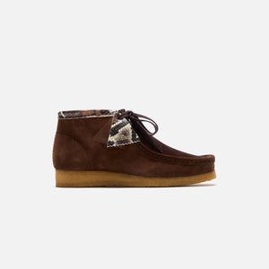 Clarks Wallabee Boot - Brown Snake Combi