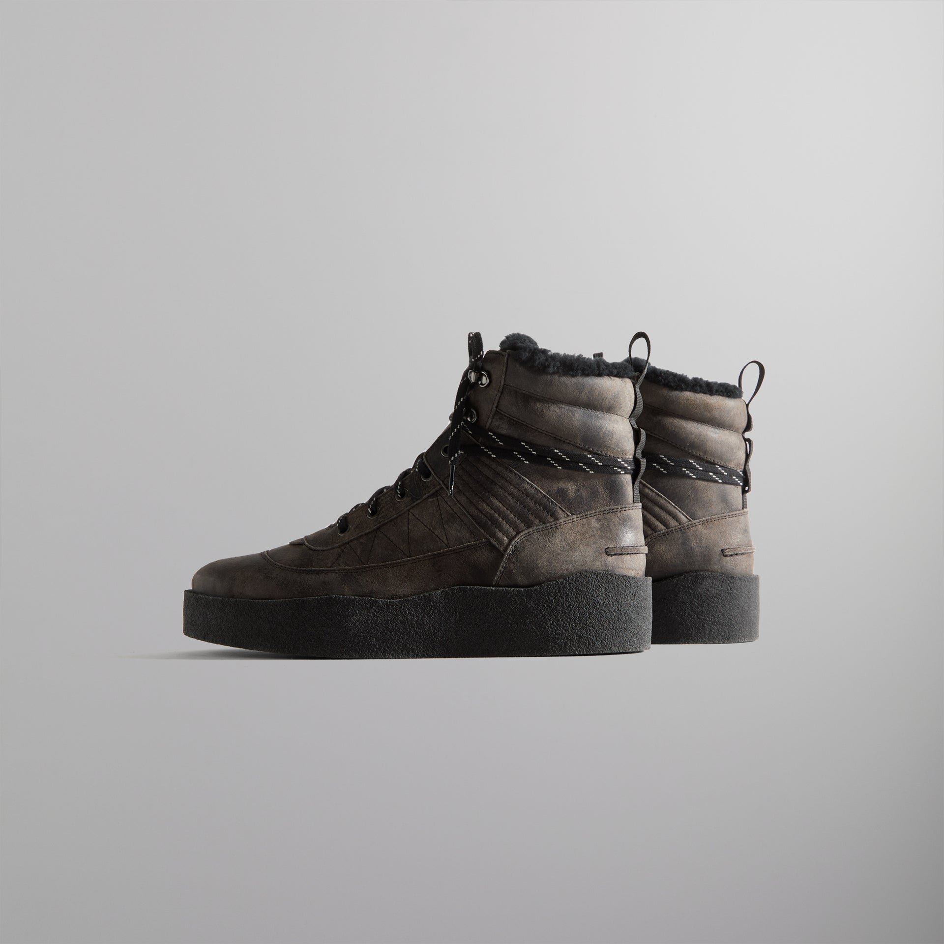 8th St by Ronnie Fieg for Clarks Originals Rushden Boot - Smoke Grey