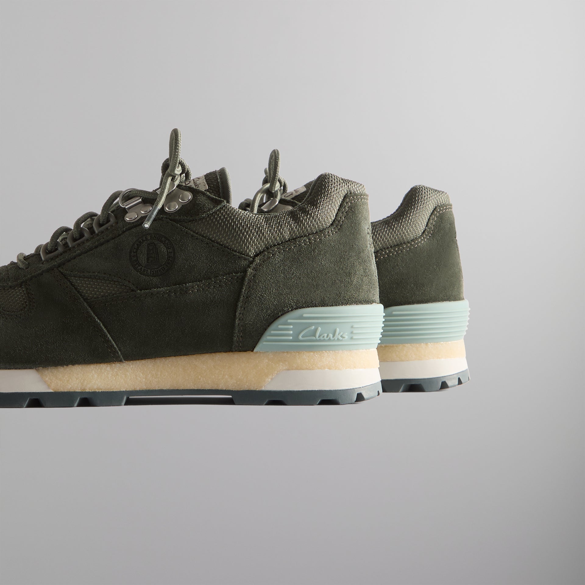 8th St by Ronnie Fieg for Clarks Originals Laddow - Dark Olive Combi PH