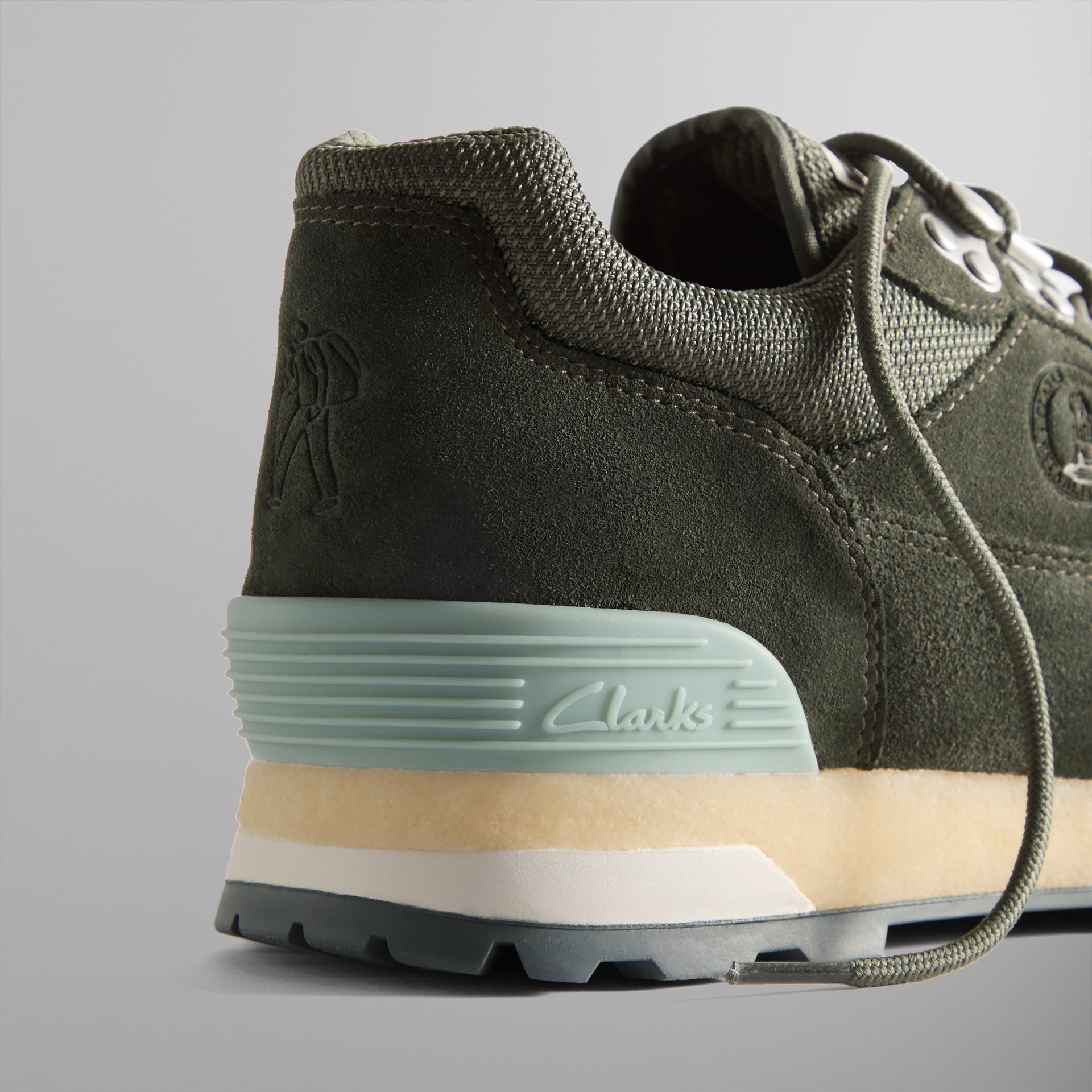 8th St by Ronnie Fieg for Clarks Originals Laddow - Dark Olive Combi PH