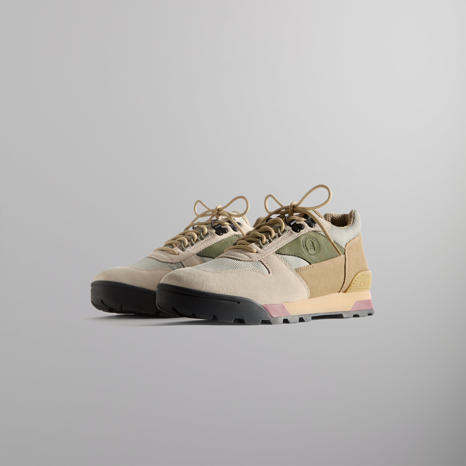 8th St by Ronnie Fieg for Clarks Originals Laddow - Sand Combi