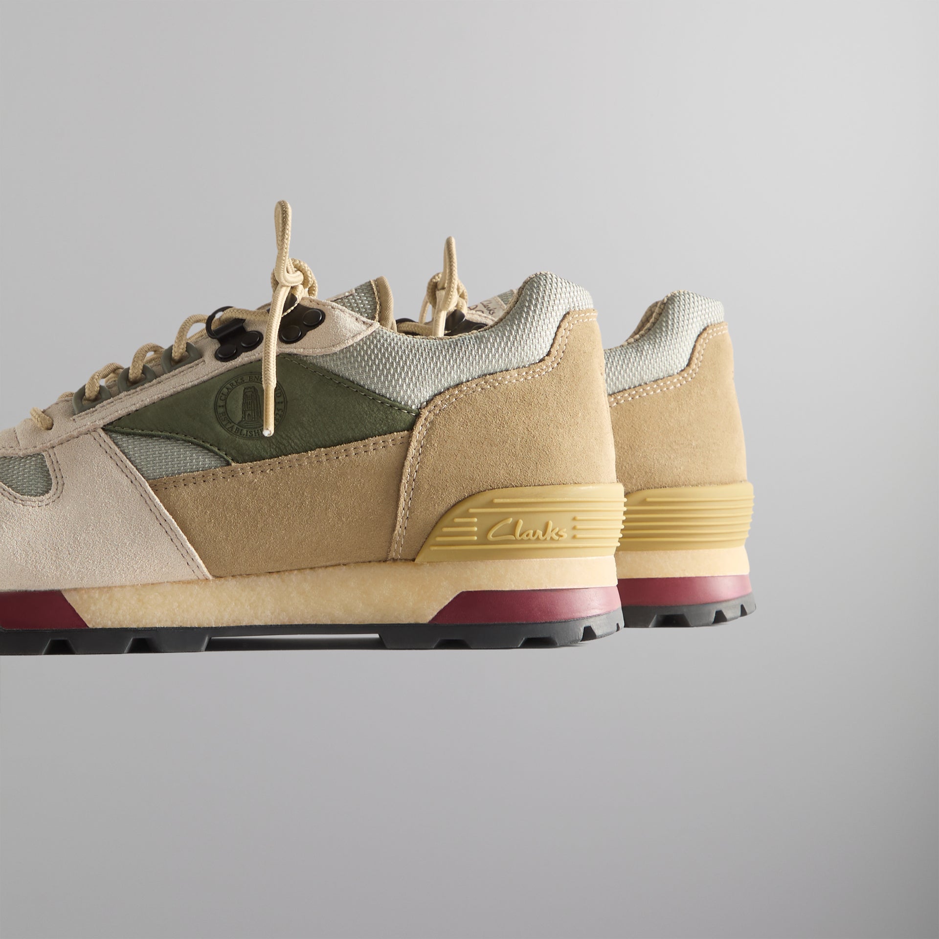 8th St by Ronnie Fieg for Clarks Originals Laddow - Sand Combi PH