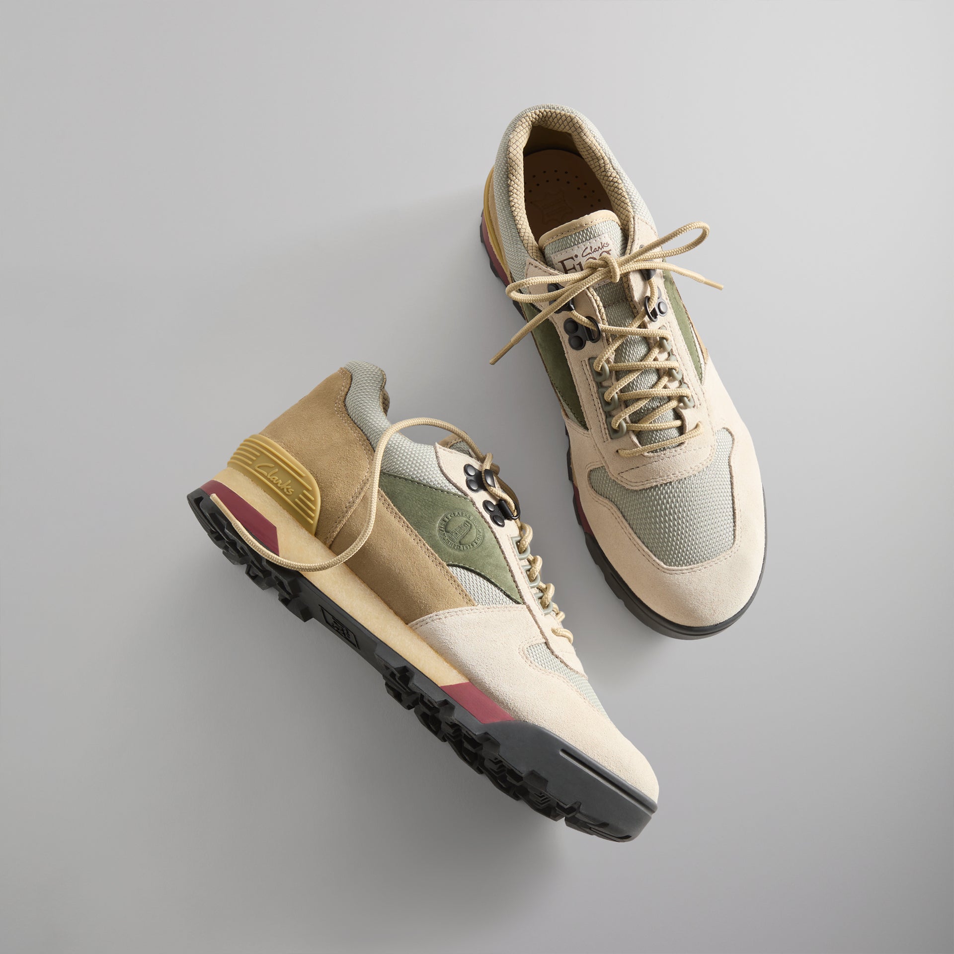 8th St by Ronnie Fieg for Clarks Originals Laddow - Sand Combi PH