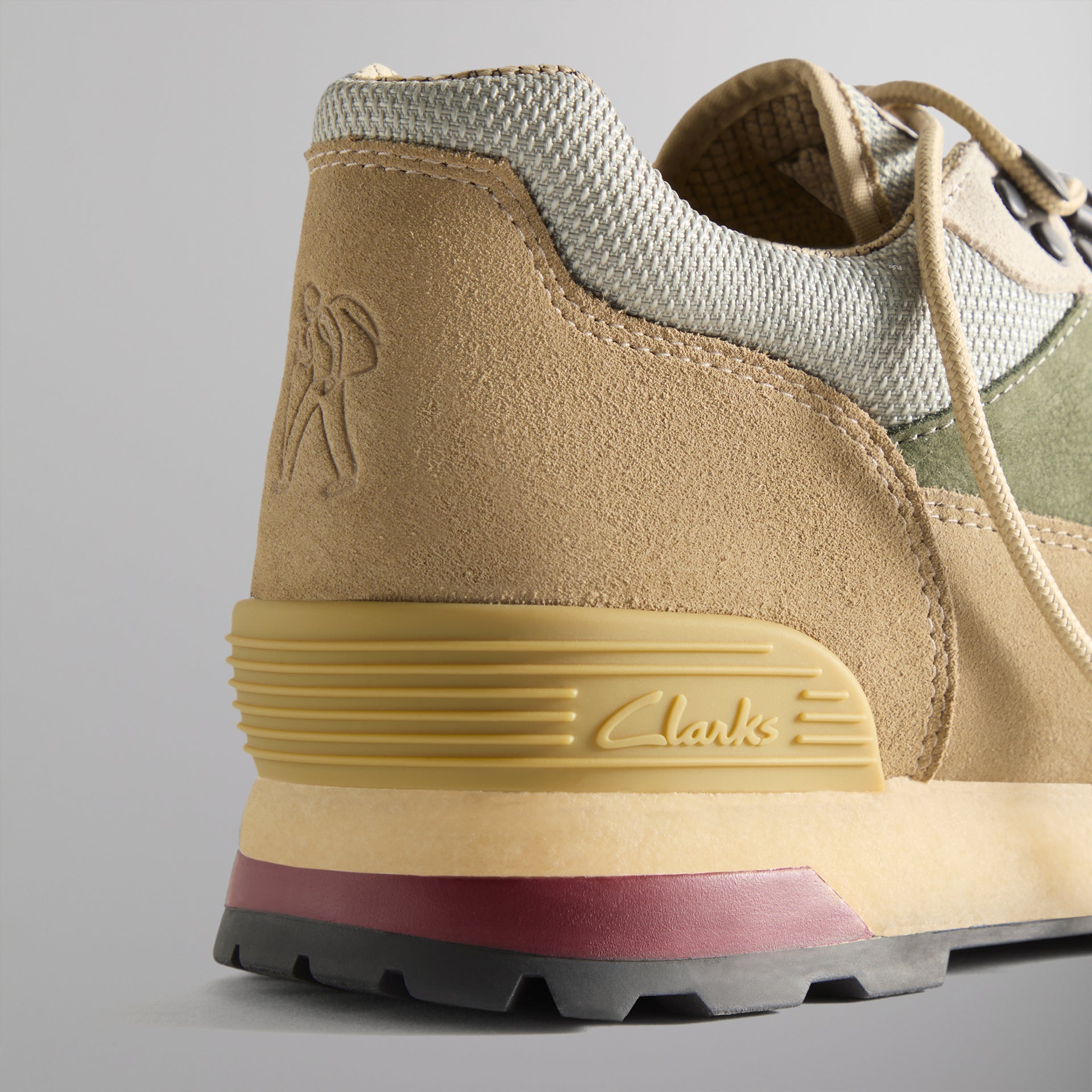 8th St by Ronnie Fieg for Clarks Originals Laddow - Sand Combi PH