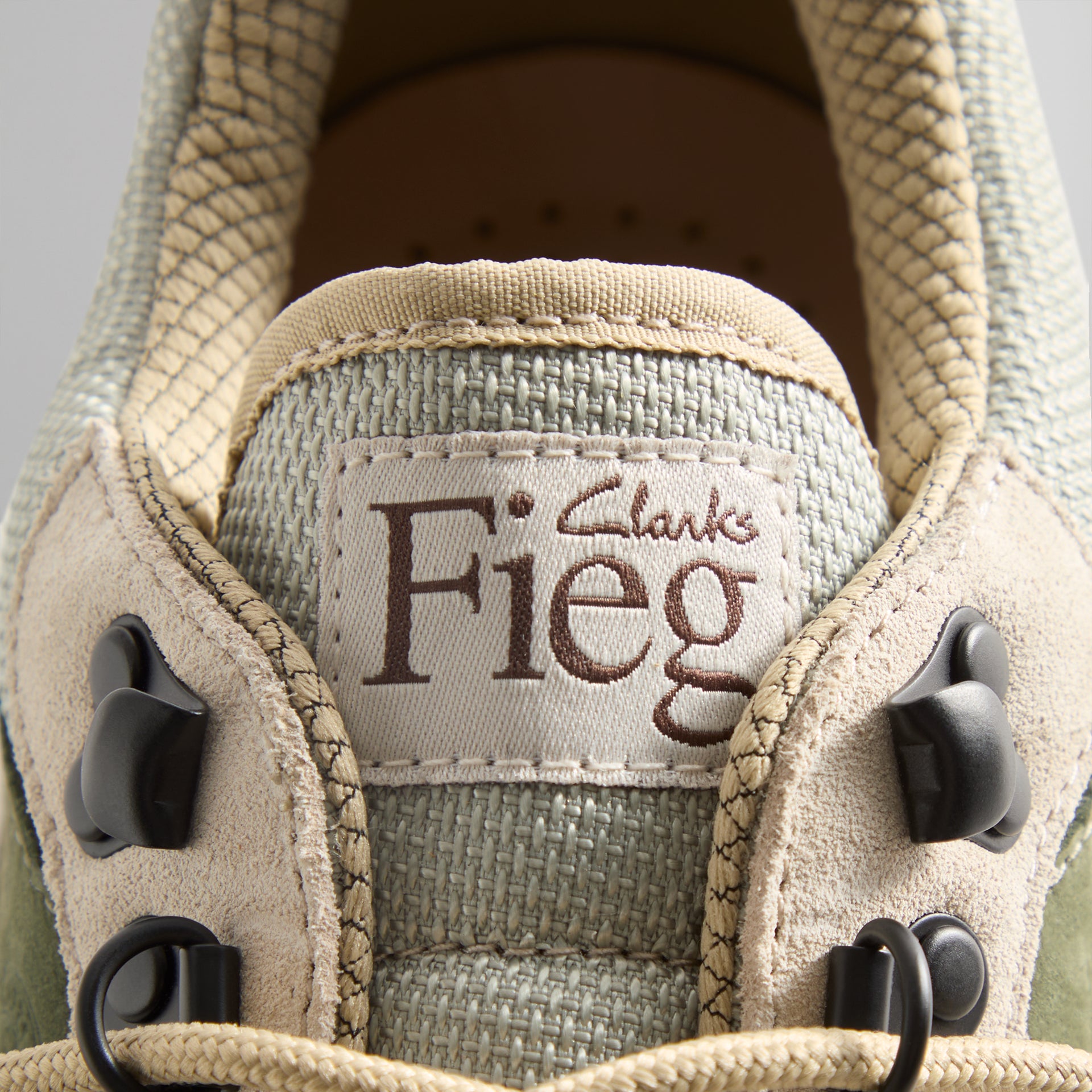 8th St by Ronnie Fieg for Clarks Originals Laddow - Sand Combi