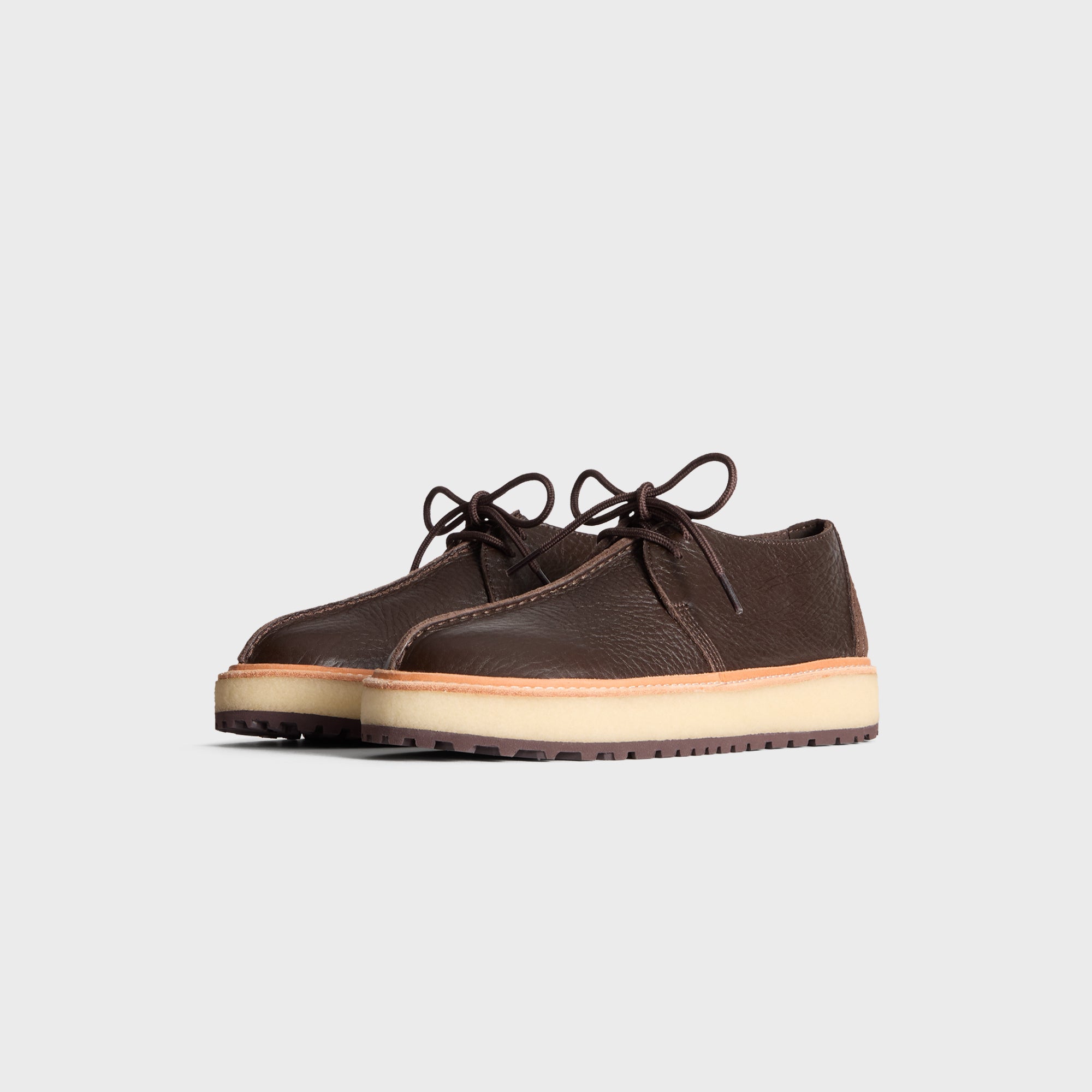 8th St by Ronnie Fieg for Clarks Originals Trek King - Coffee – Kith