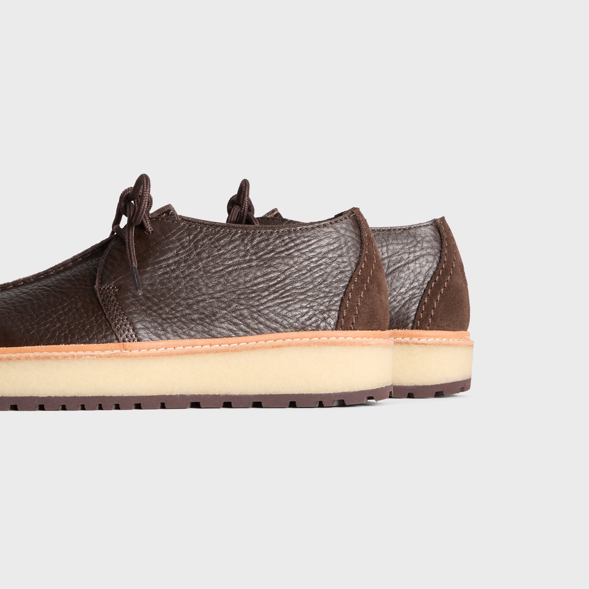 8th St by Ronnie Fieg for Clarks Originals Trek King - Coffee – Kith