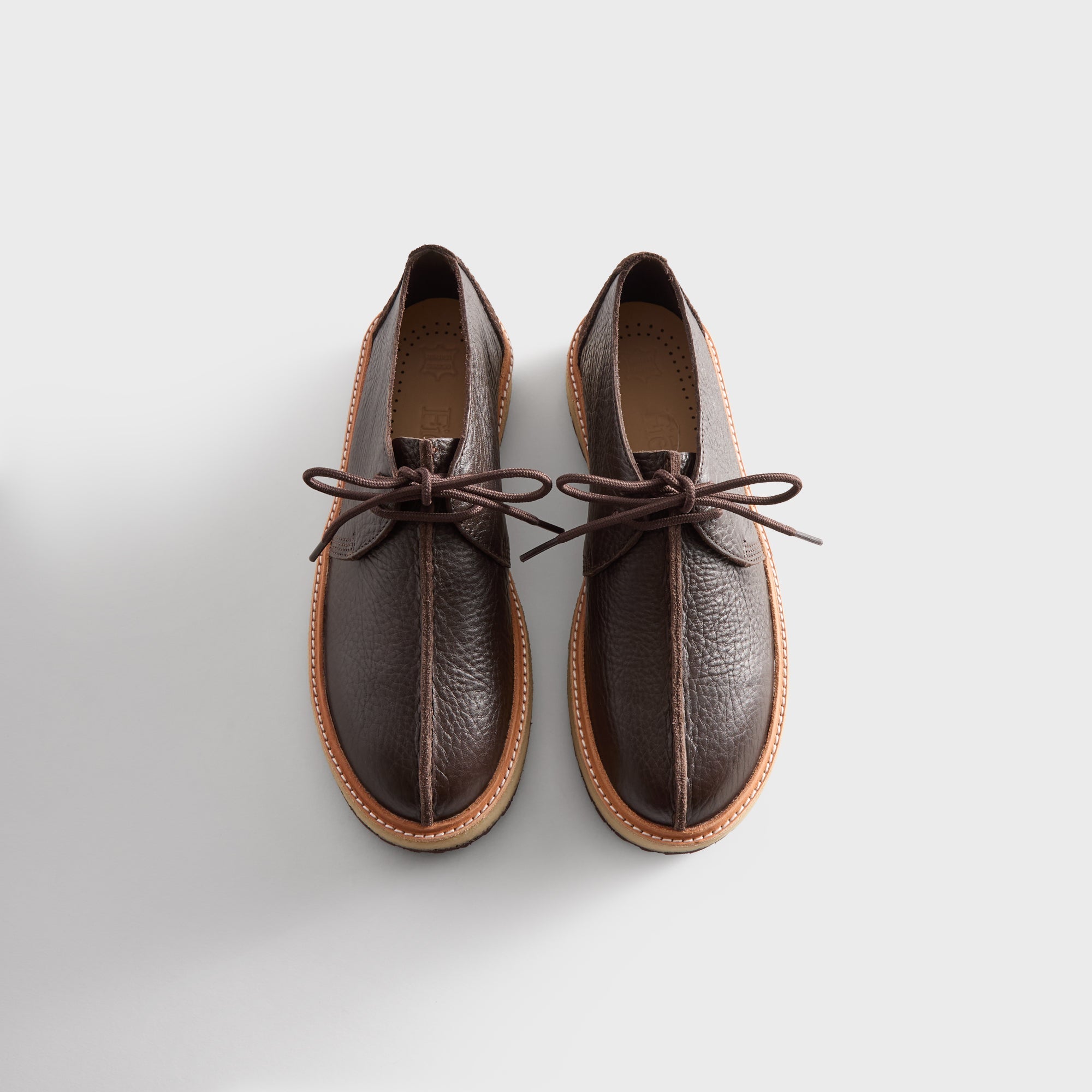 8th St by Ronnie Fieg for Clarks Originals Trek King - Coffee – Kith
