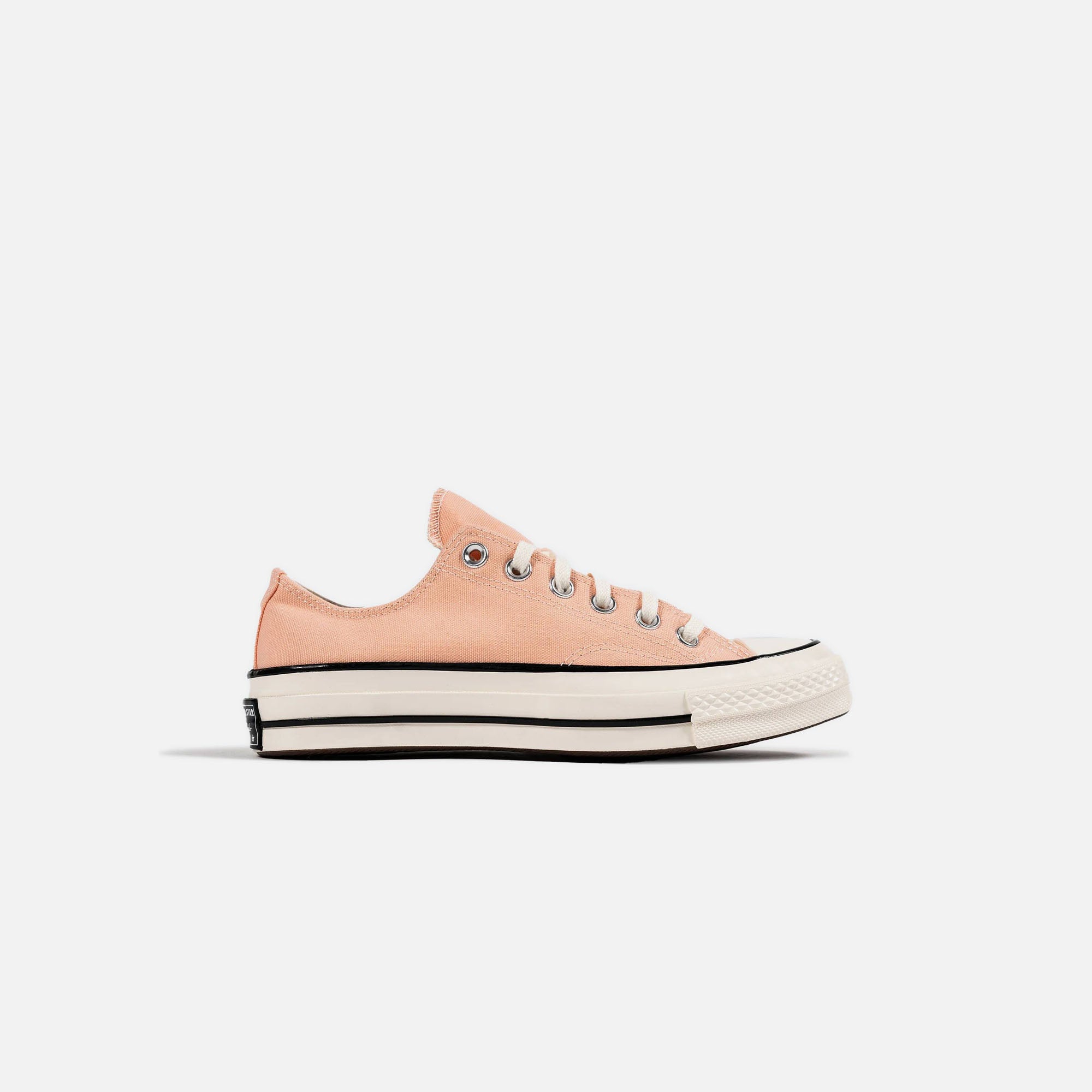 Converse coral on sale