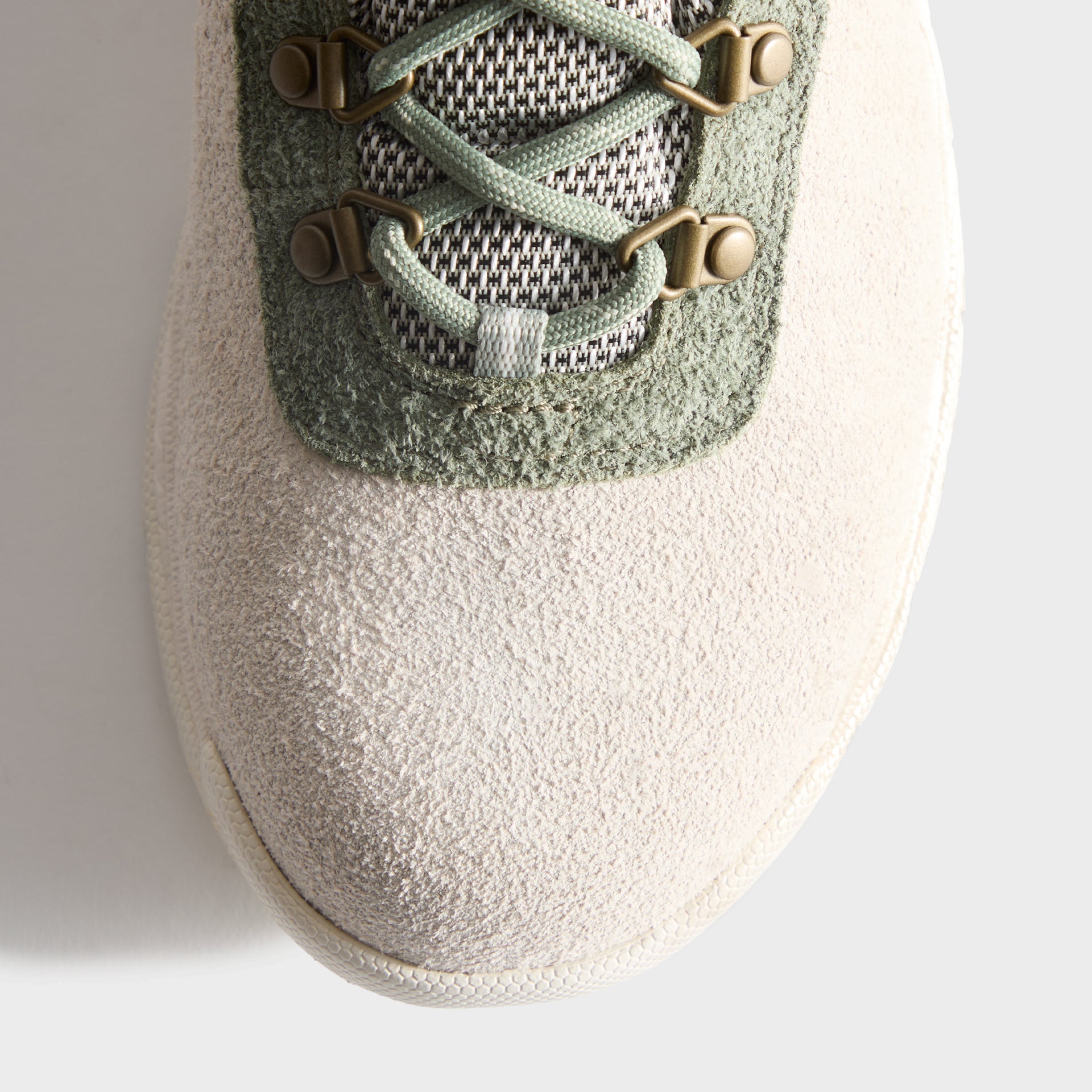 Kith & South2 West8 for Columbia Newton Ridge™ - Dark Stone Safari