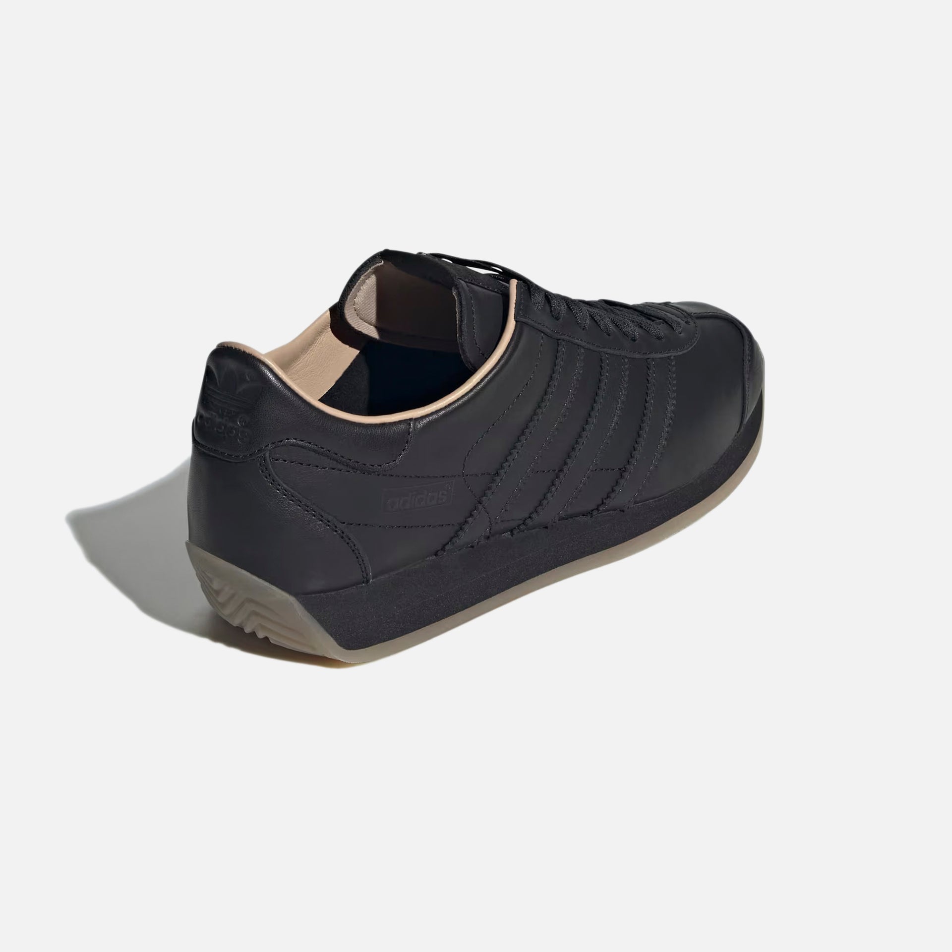 adidas Country Japan - Core Black / Gum