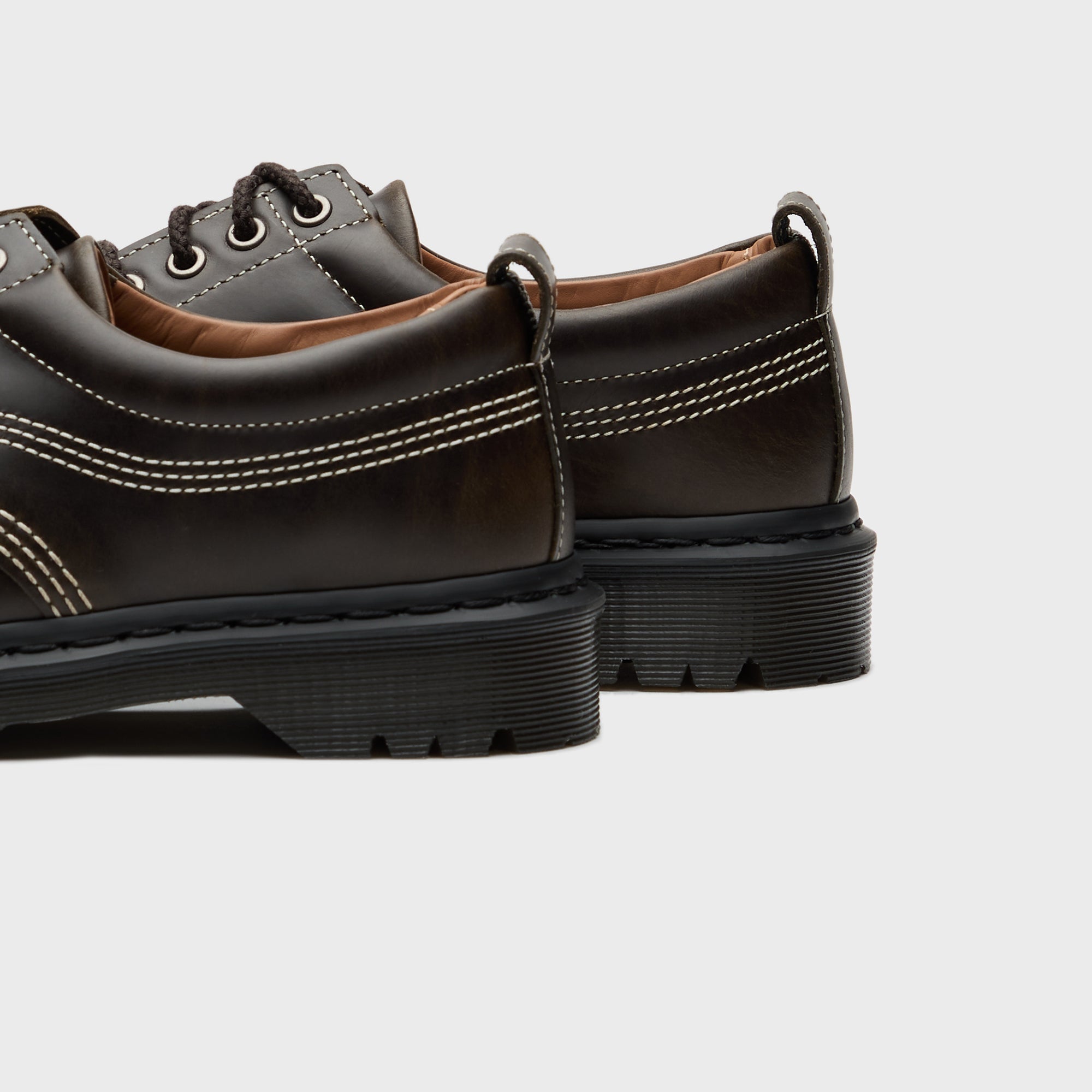 靴 Dr.Martens Lowell \"Olive/Dark Brown\" Lowell Suede Moc Toe Shoe in Olive/Dark Brown - Dr. Marten's