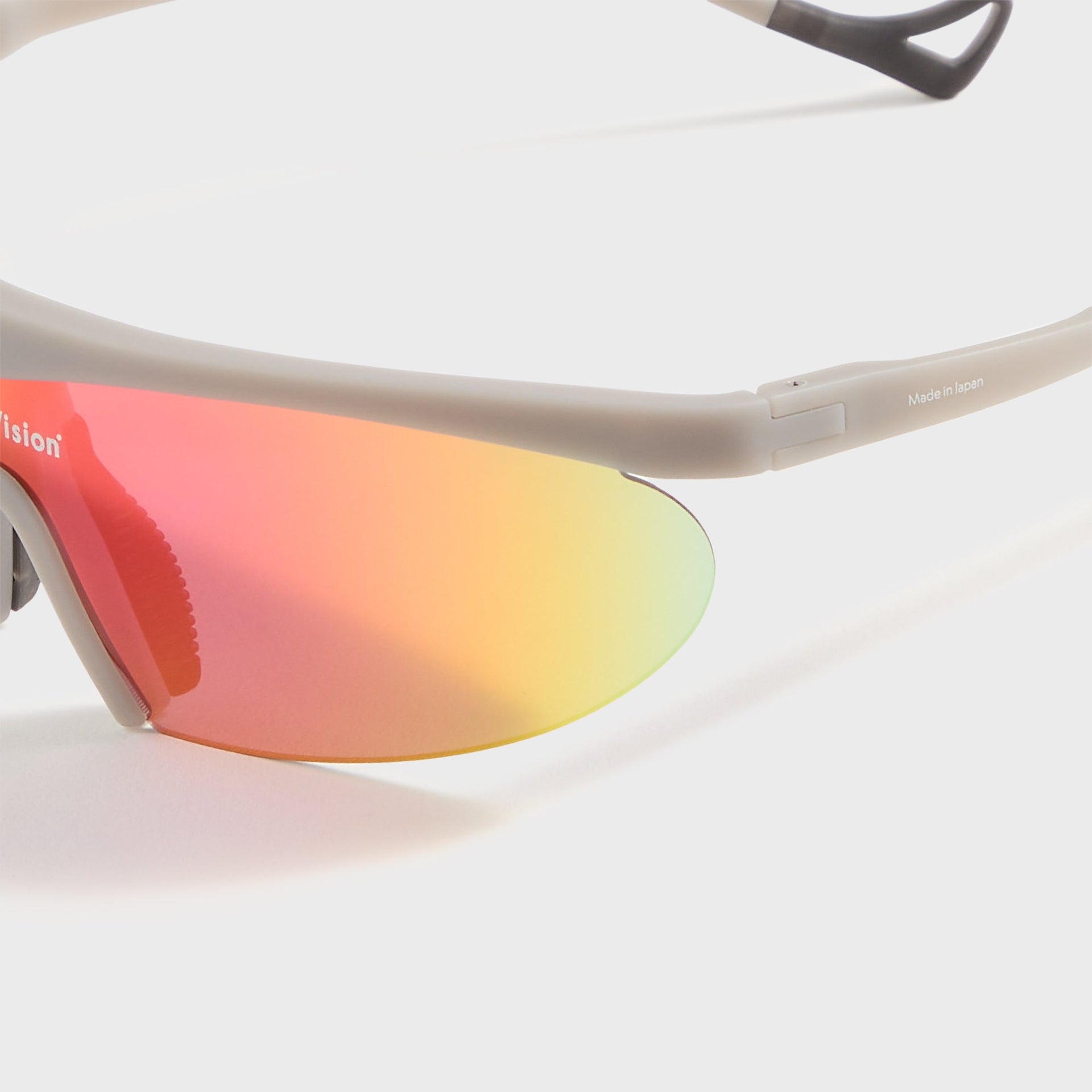 District Vision Koharu Eclipse in Carbon / D+ Spectral Mirror