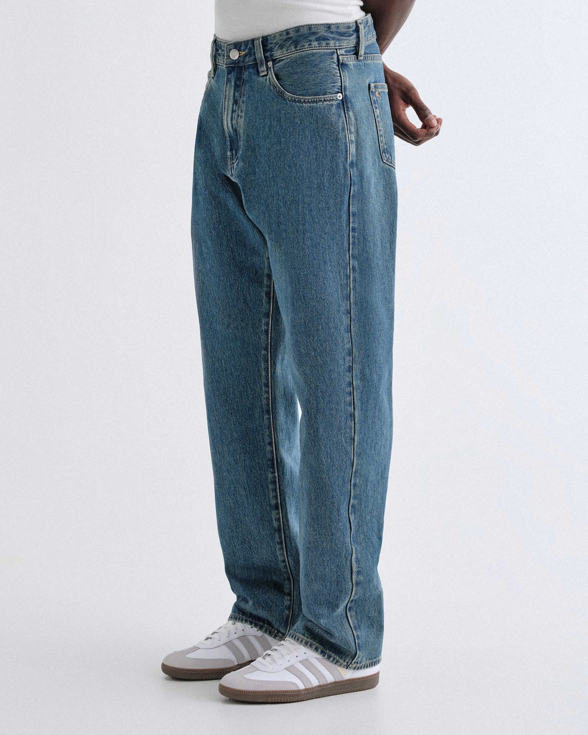 新品Kith Knicks VintageNylon Wide Leg Pant 新品Kith Knicks VintageNylon Wide Leg Pant Kith for the New