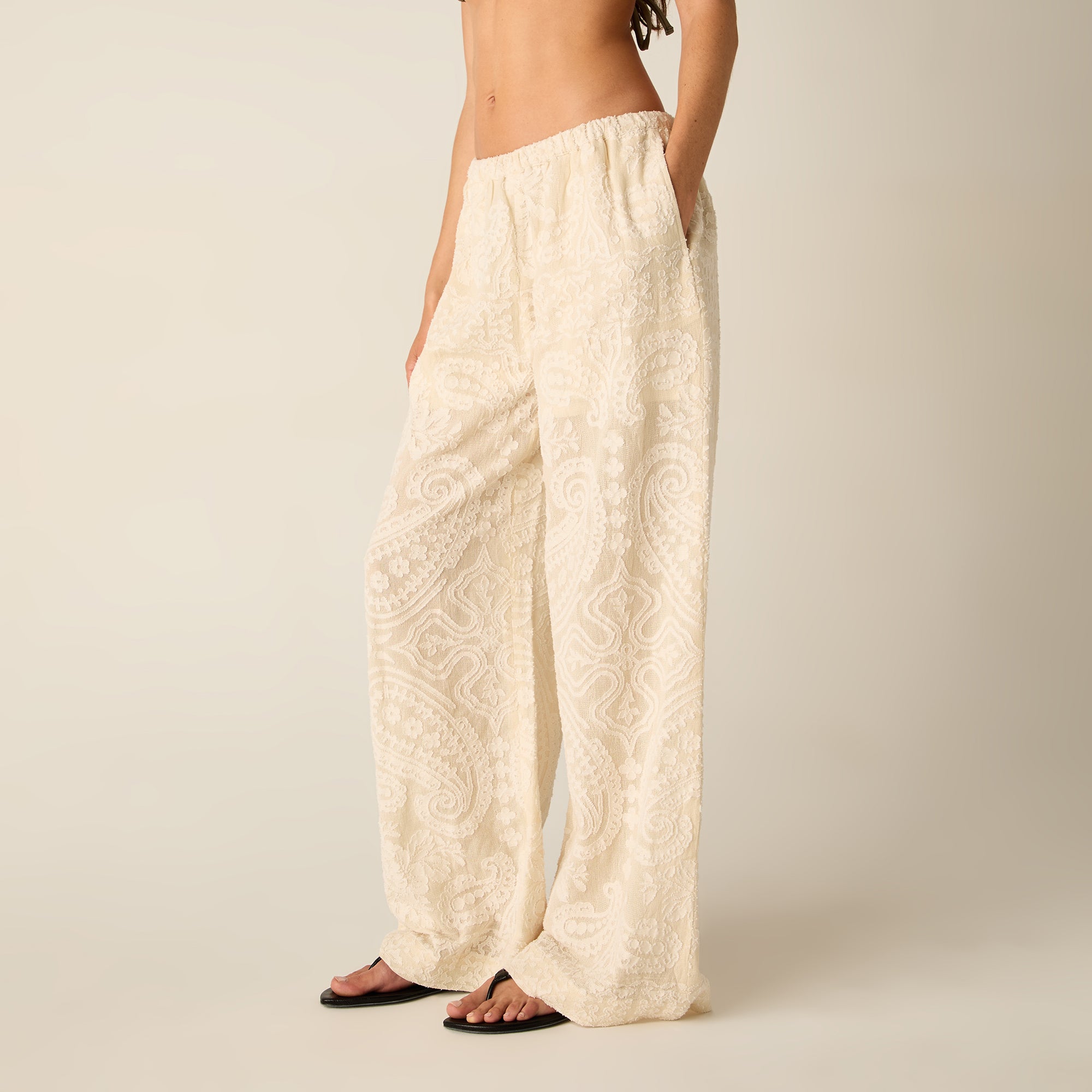 送料関税込み KITH NYC Ida Paisley Gauze Pant KHW060469-102-Front.jpg?v=