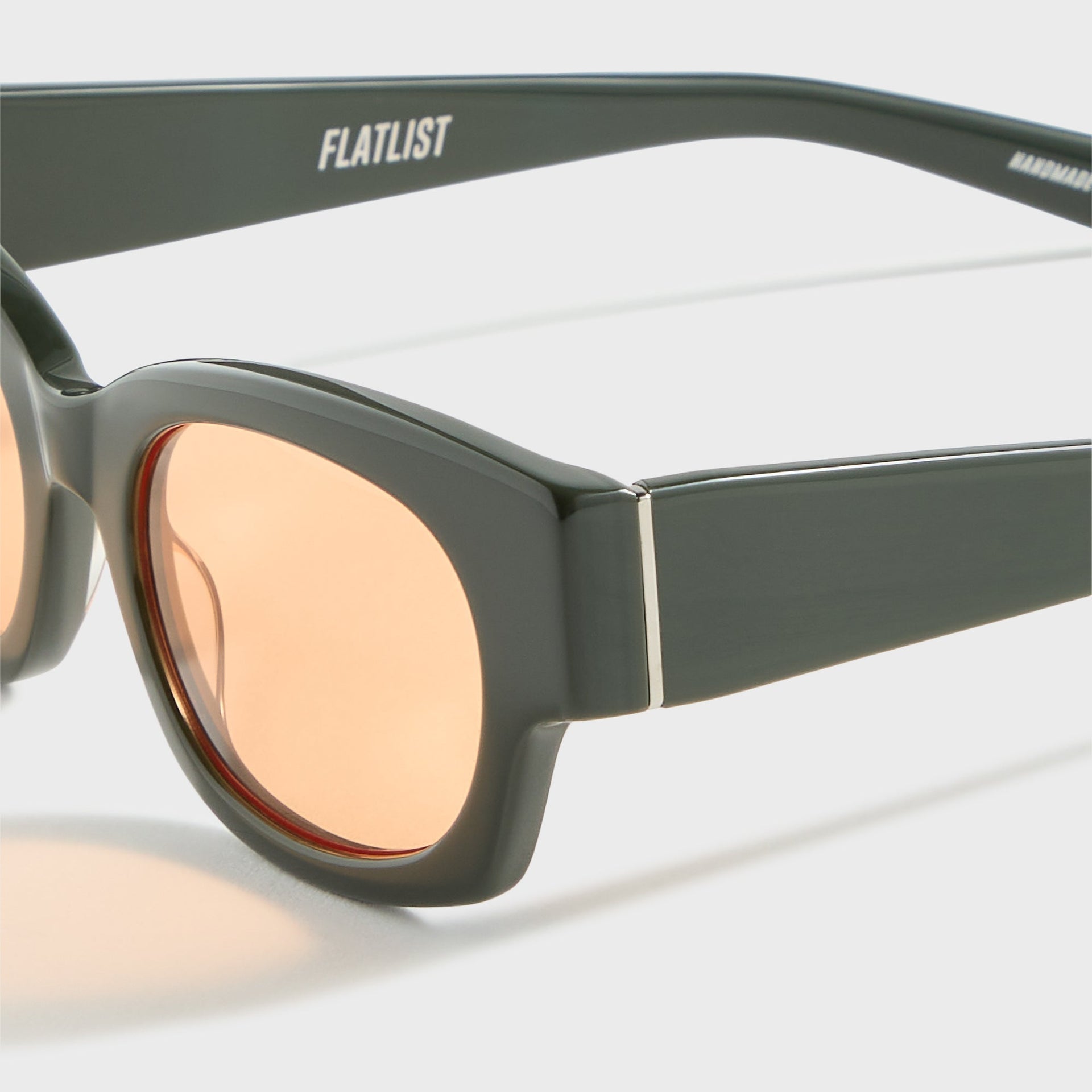 Flatlist Shade 01 in Solid Forest Dk Green / Solid Orange Lens