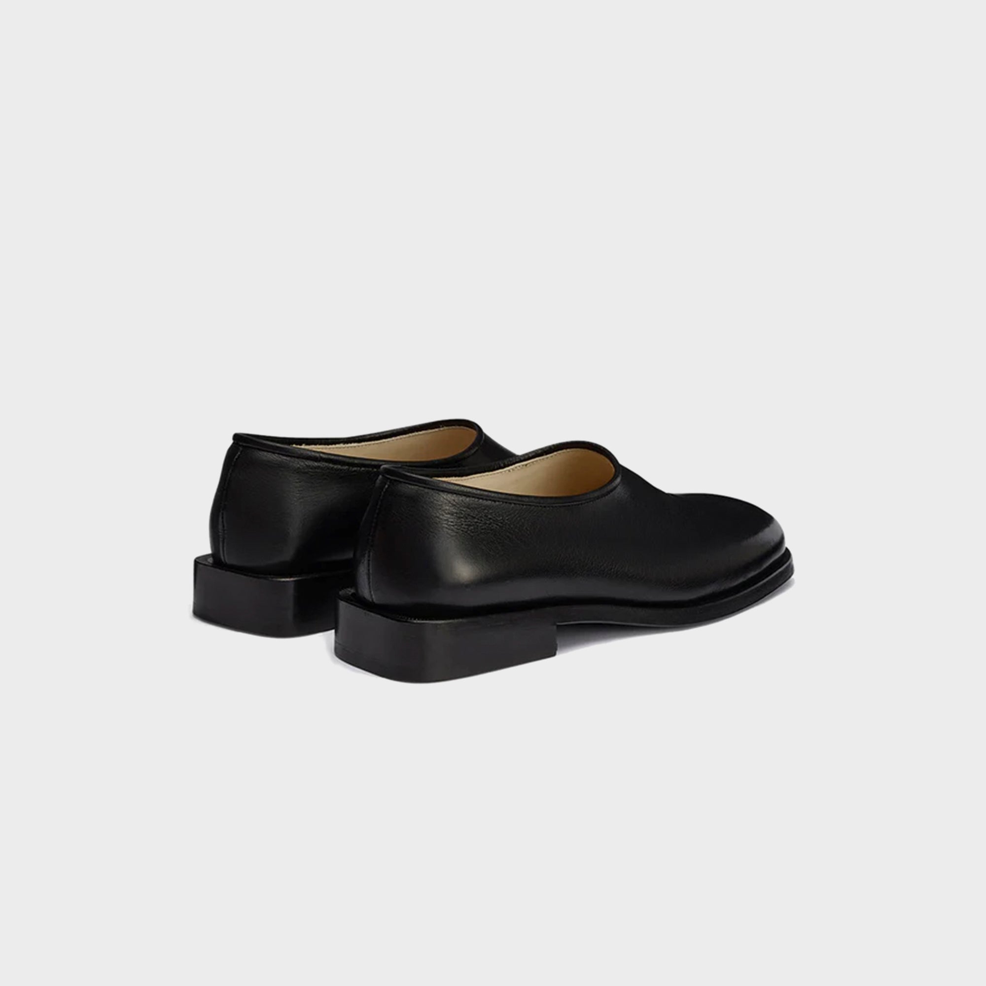 Lemaire Anatomic Slip On - Black – Kith