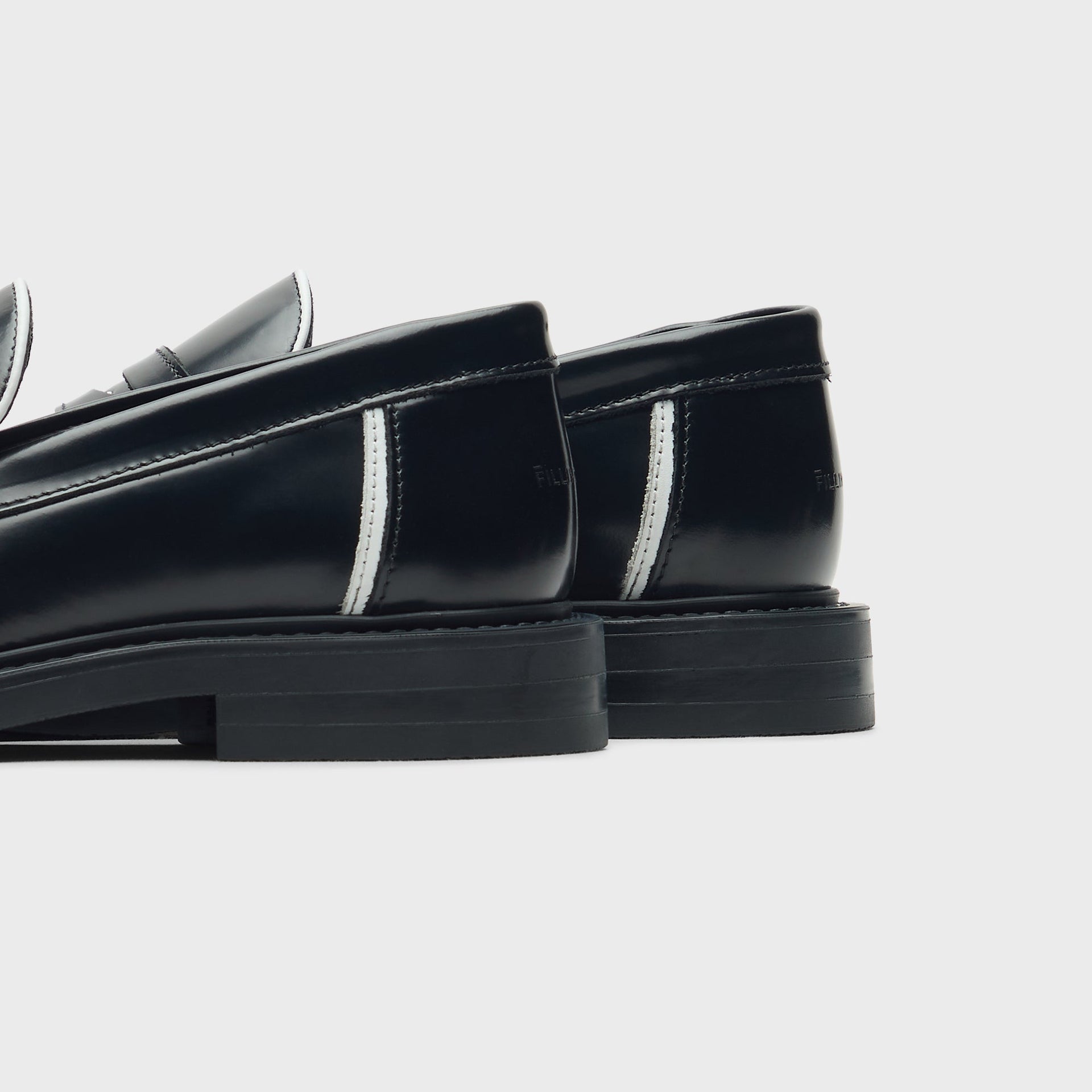 Filling Pieces Loafer Gowtu Studs - Black