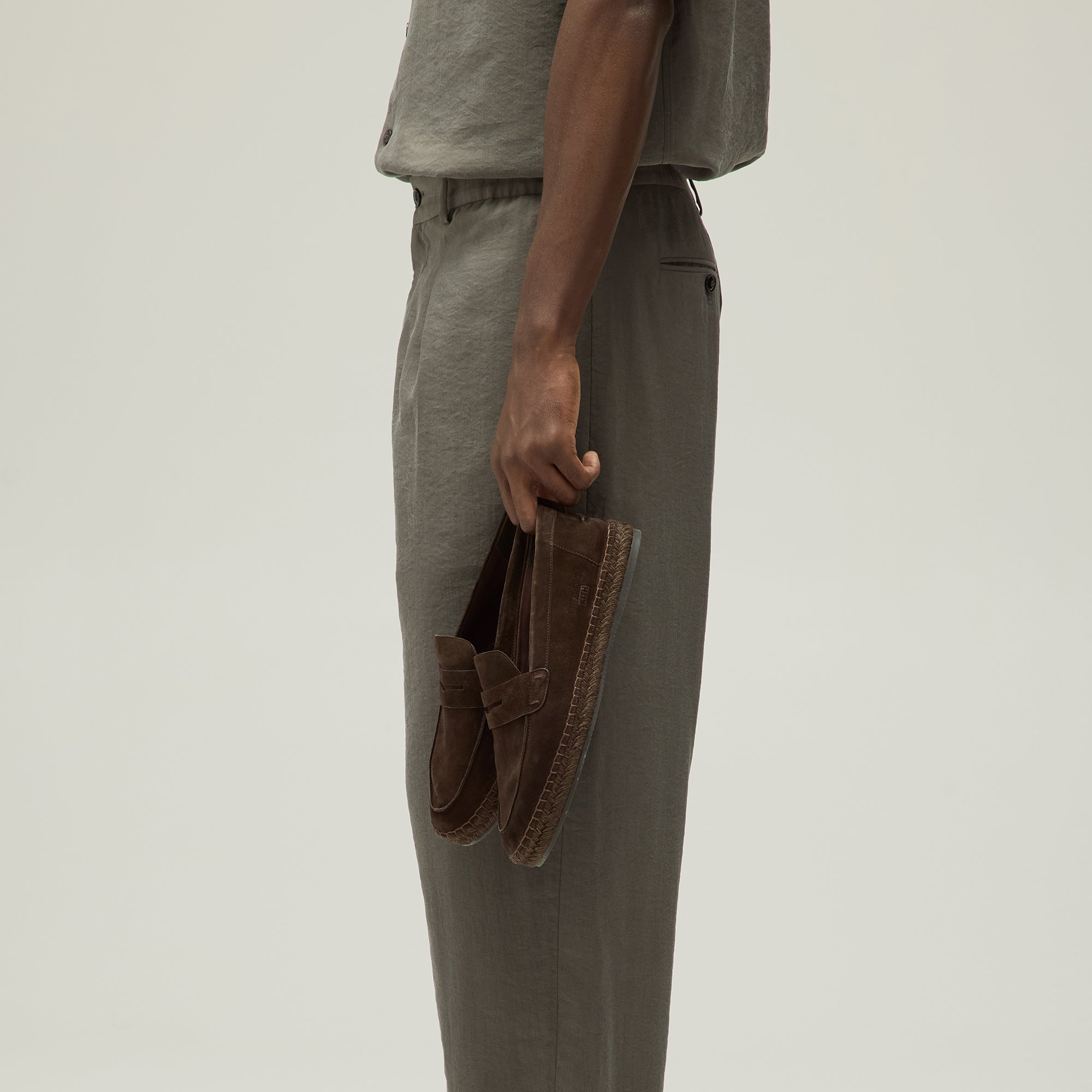 Kith x Giorgio Armani 国内買付 Suede Slides Giorgio Armani & Kith Suede Slides - Tempesta
