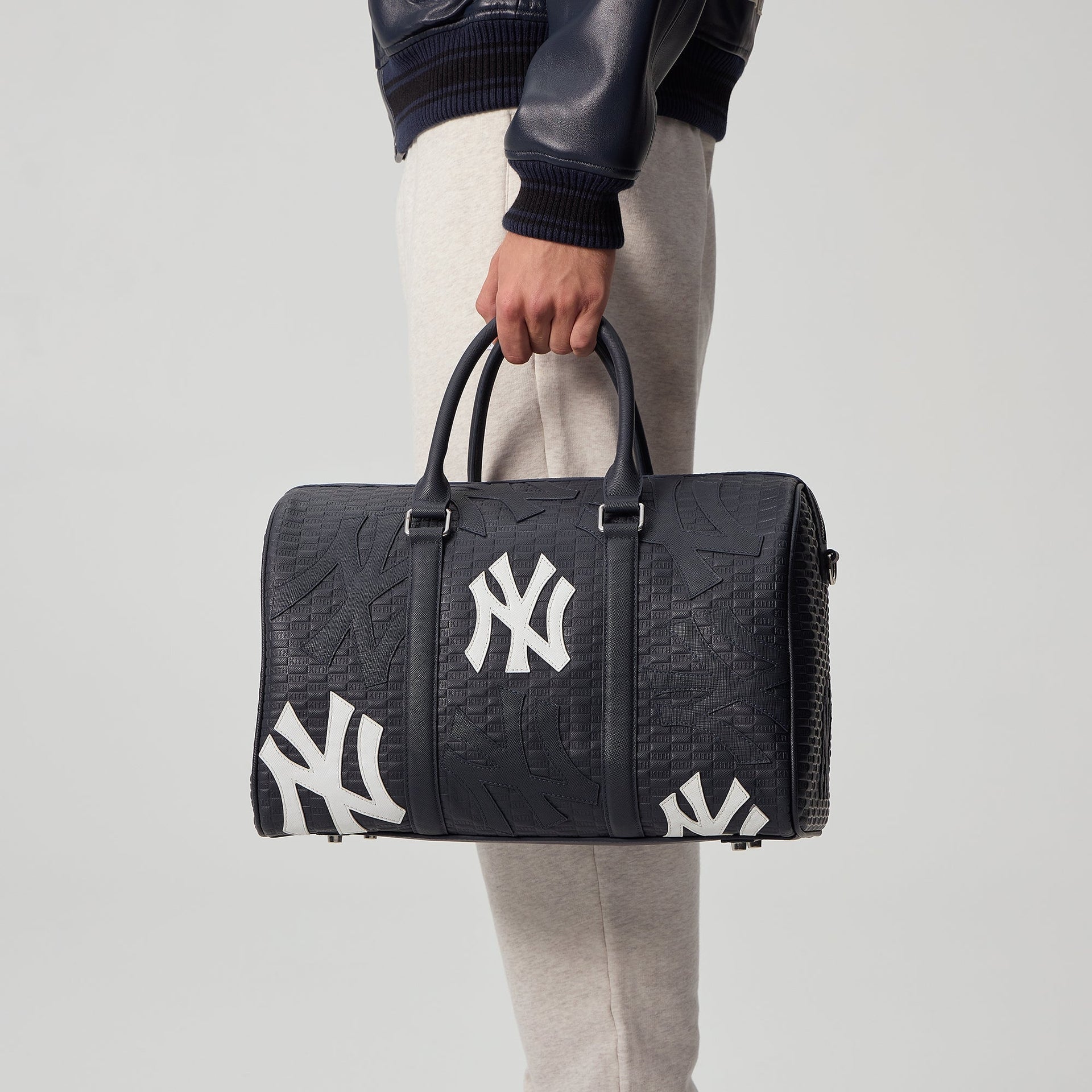Kith for the New York Yankees Traveler K40 Bag - Nocturnal - PH
