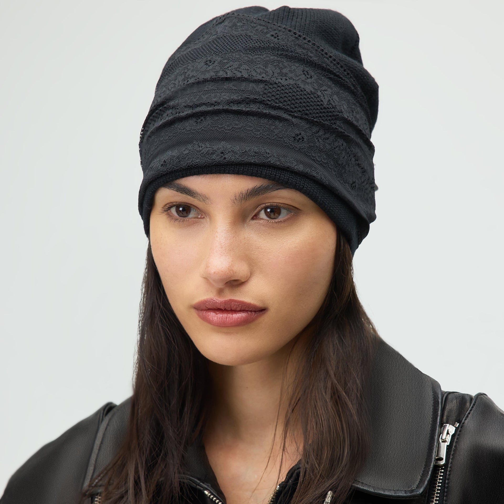 Lisa for Kith Women Cuffless Beanie With Lace Veil - Black - PH