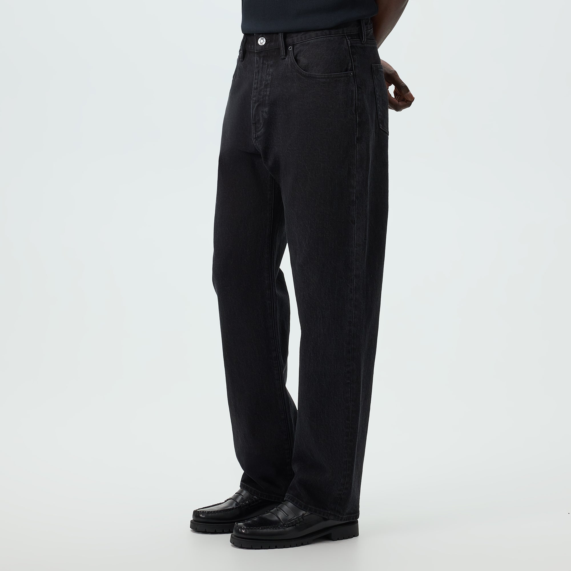 メンズ 新品kith ブラック ストレートデニム