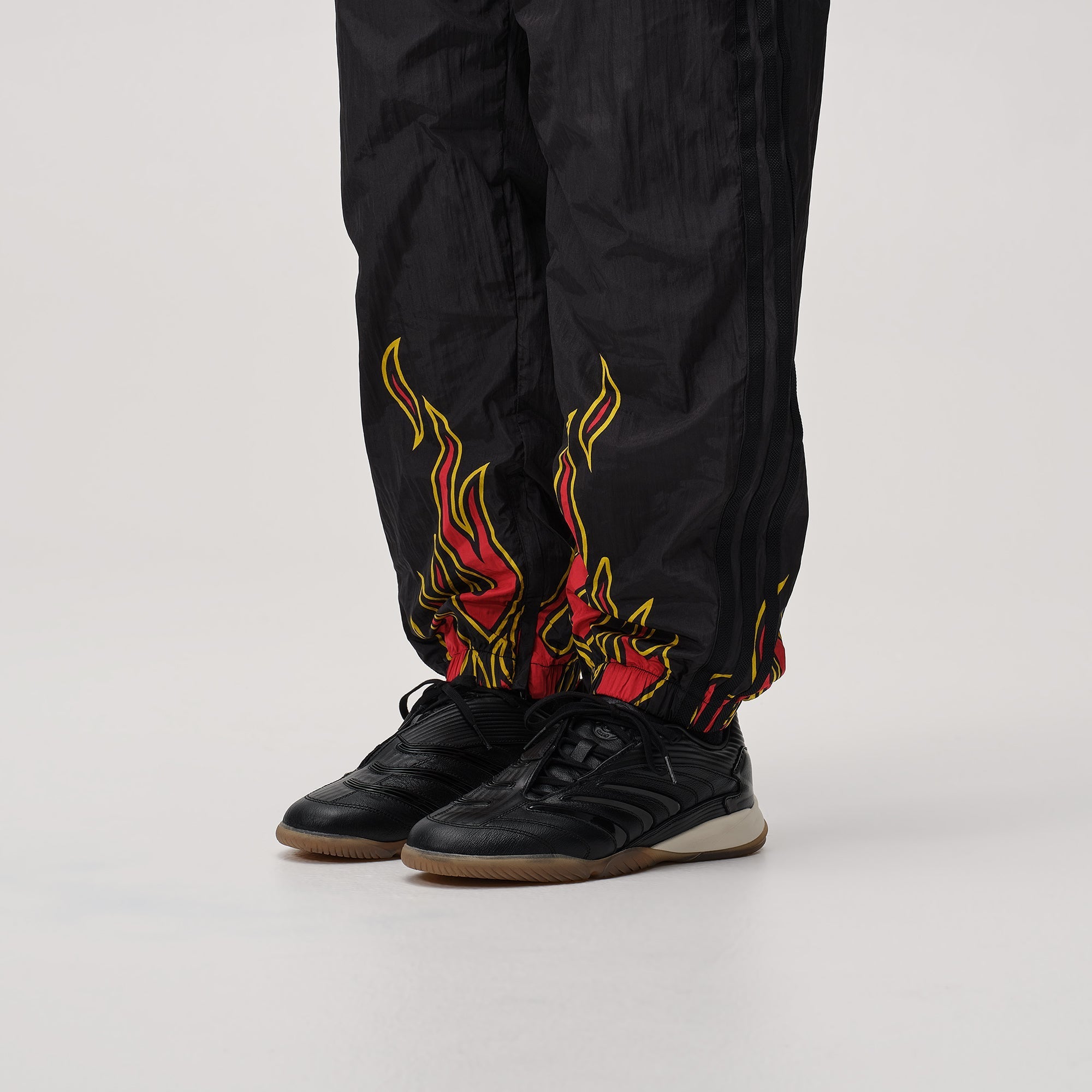 最終値下げKith for adidas Football Predator Kith for Adidas Football Predator Sala - Black / Gum