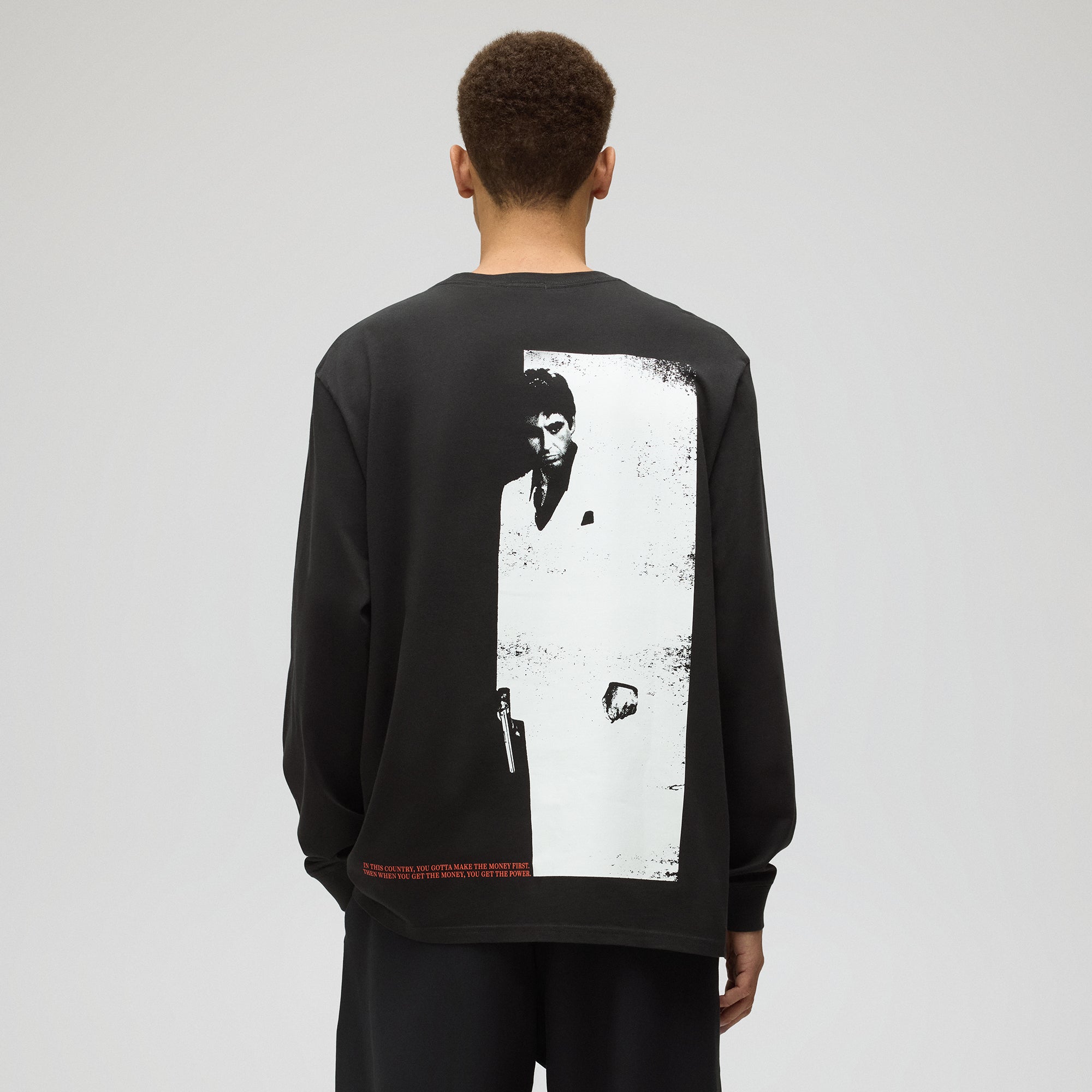 KITH SCARFACE Tシャツ KHM034172-001-Front_fe340970-