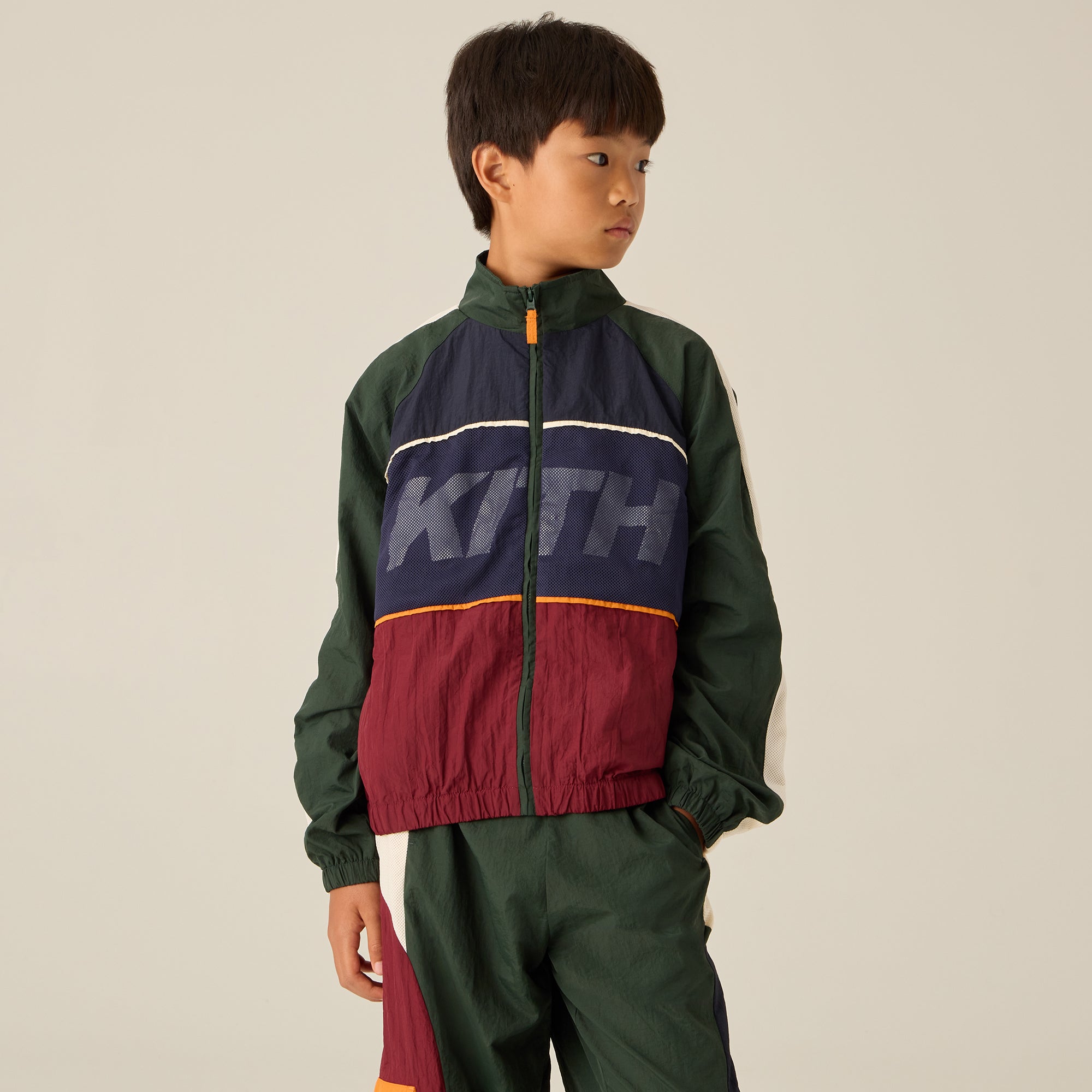 KITH キッズ フード付きジャケット S (6／7) オリーブグリーン半額です KITH キッズ フード付きジャケット S (6／7) オリーブグリーン