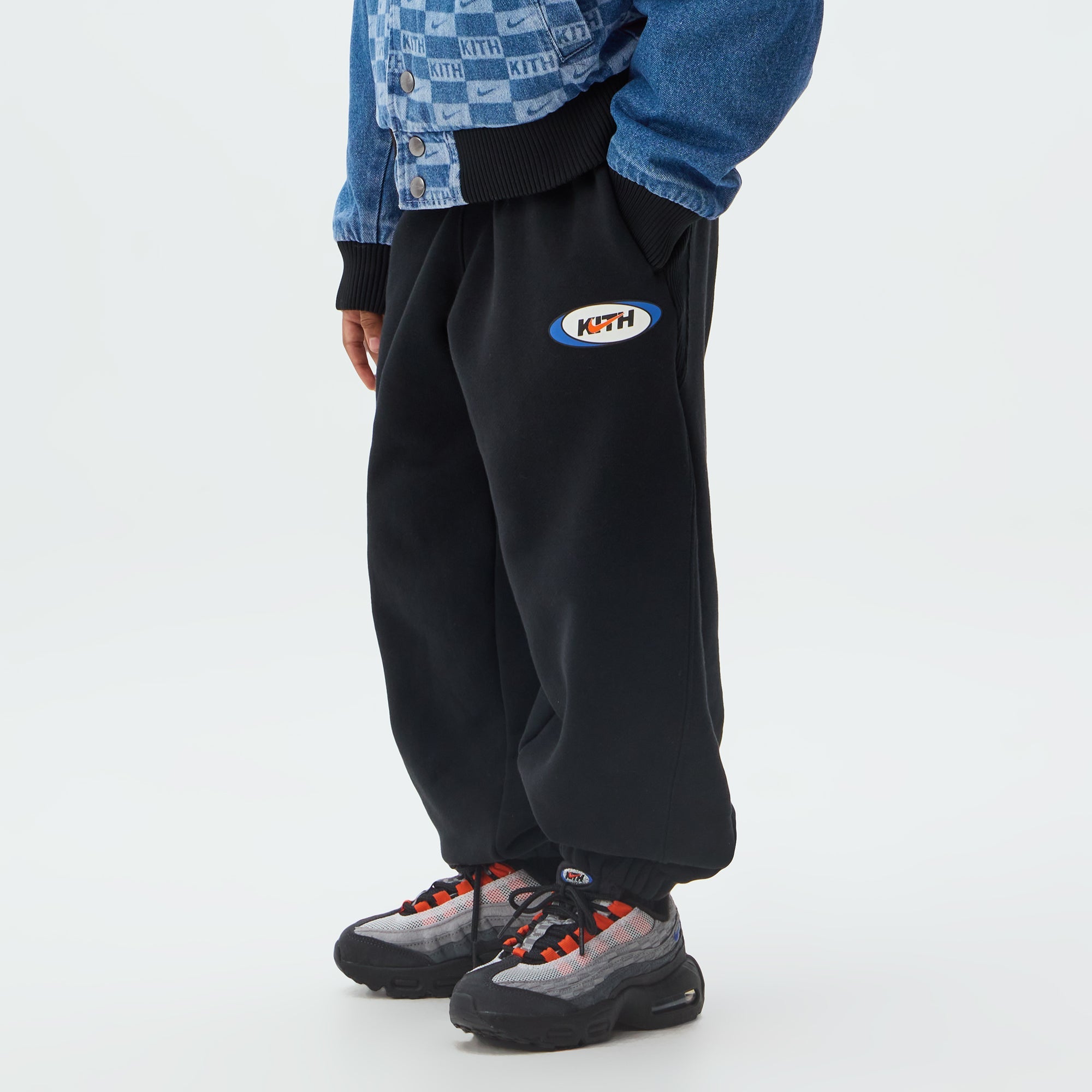 KITH x Nike 黒 ナイロンパンツ Kith Kids for Nike Sweatpant - Black