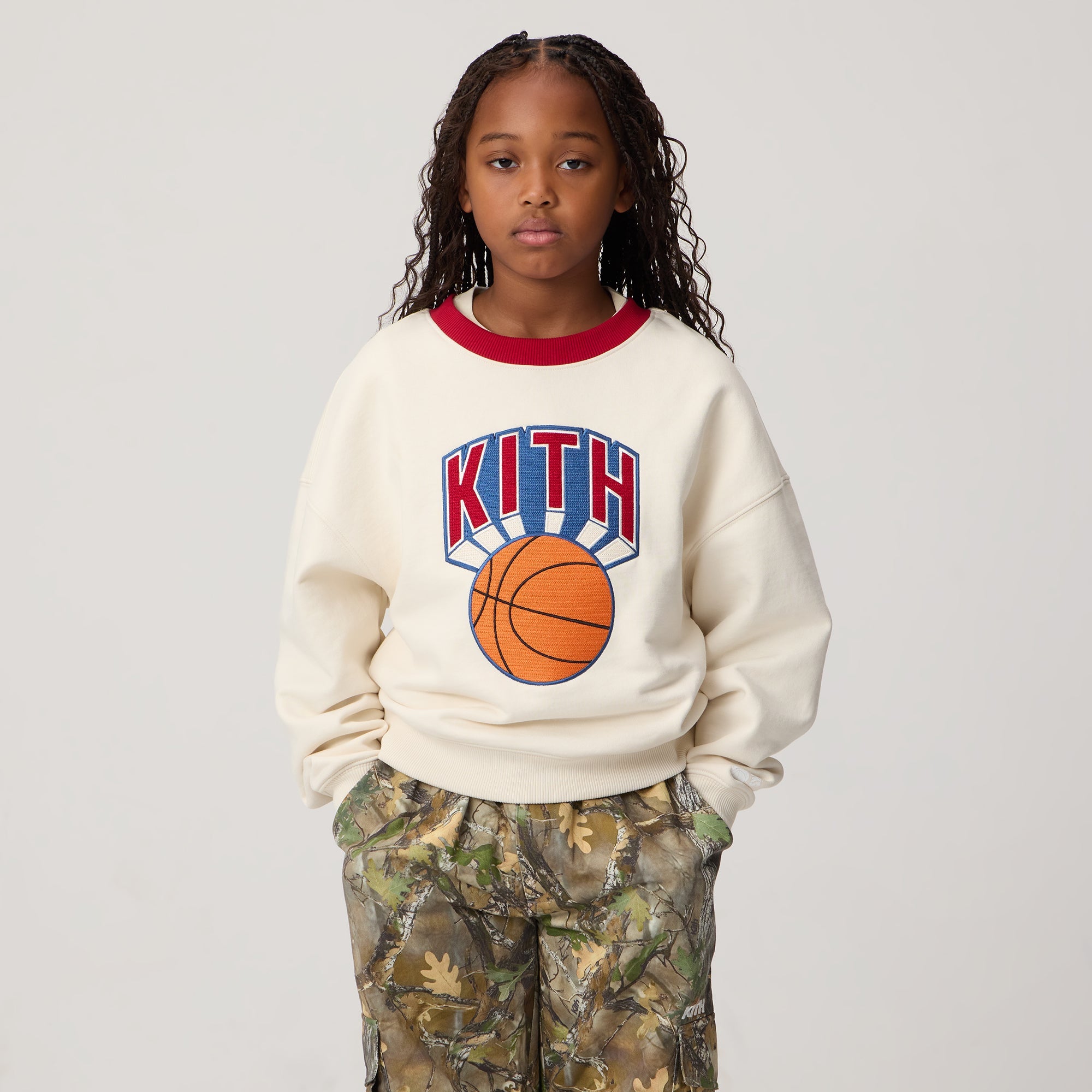 Kith Kids for the New York Knicks Nelson Crewneck - Sandrift