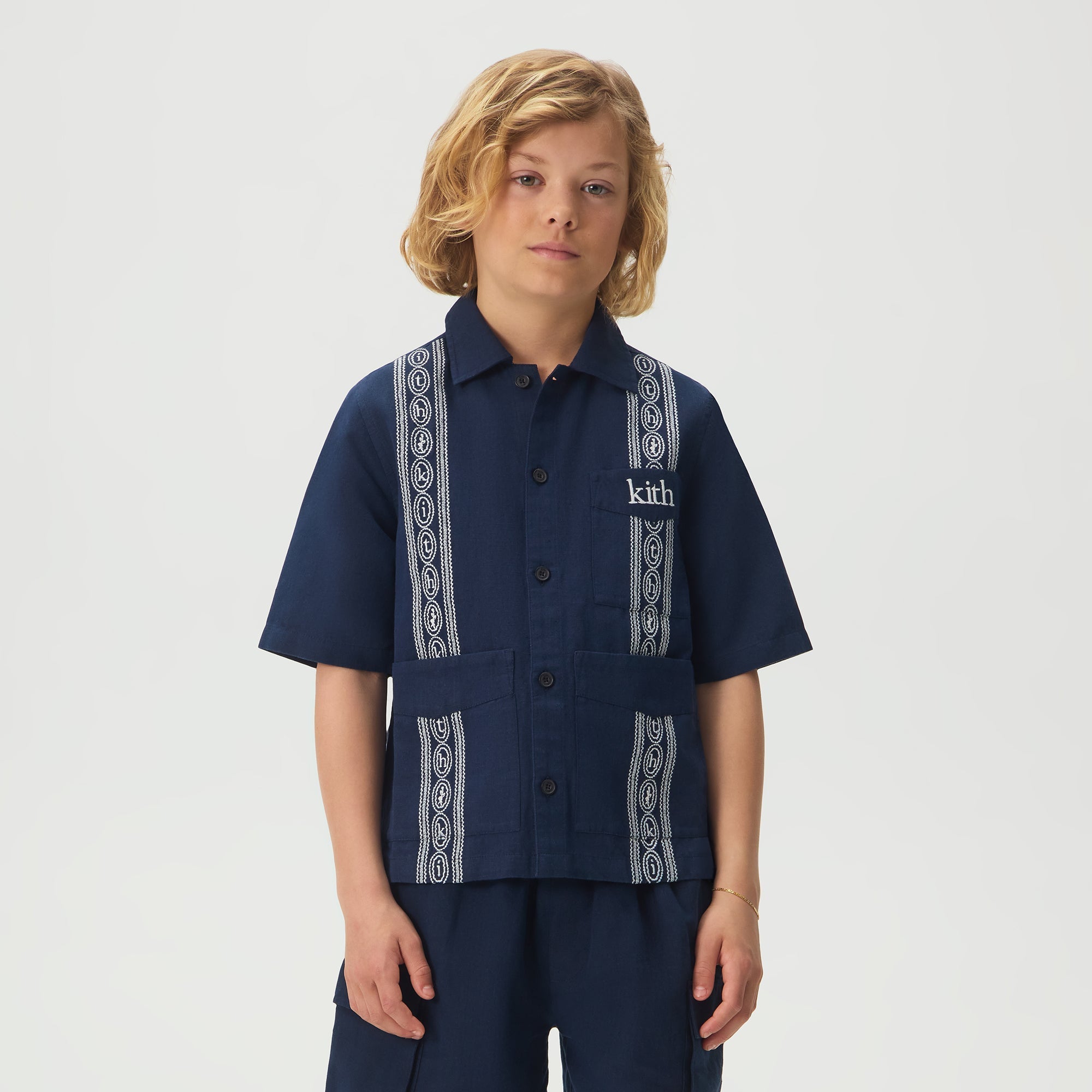 新品・未使用　KITH　長袖シャツ マルチカラー　パッチワーク　XXLサイズ Kith Kids Novelty Embroidered Bennet Collared Shirt - Nocturnal