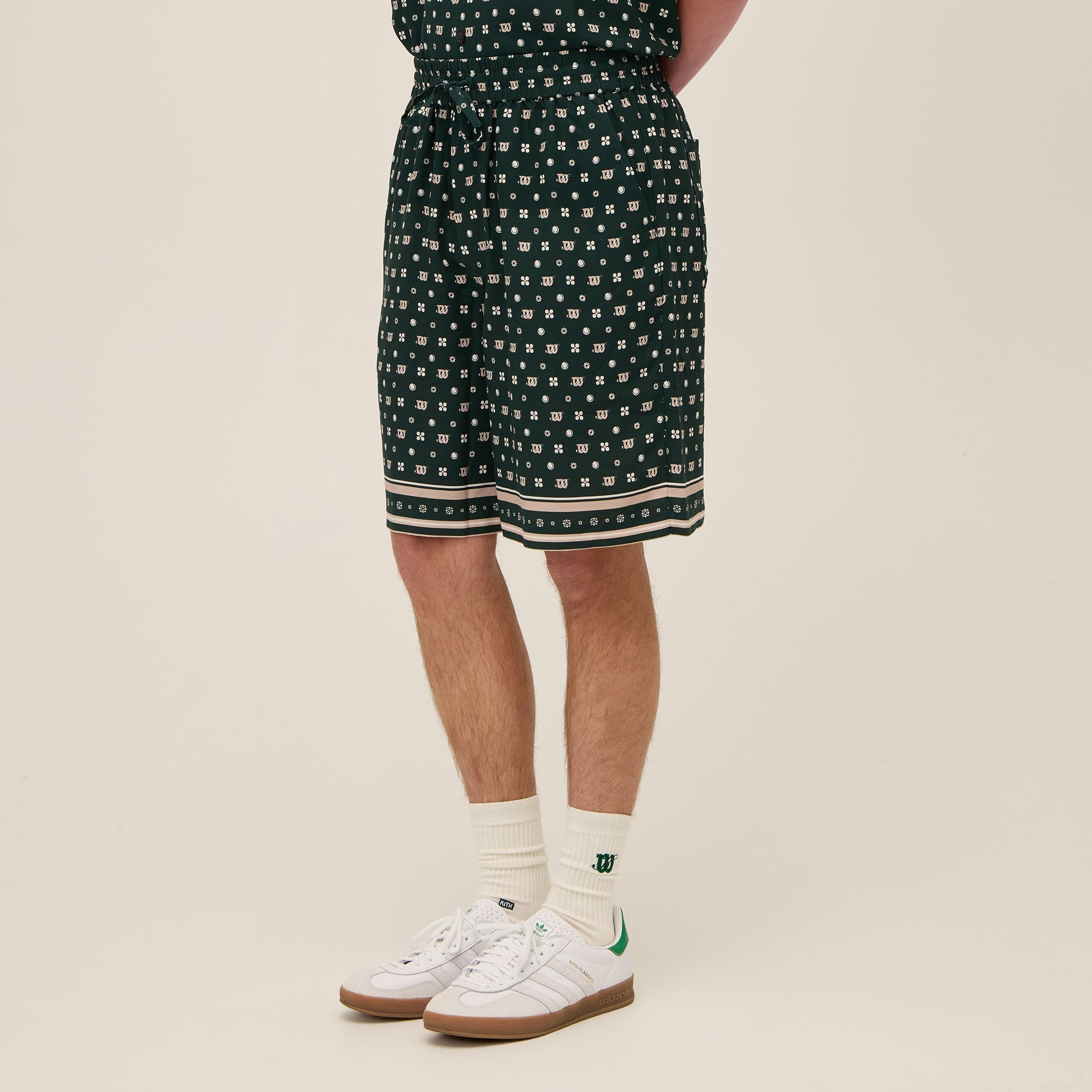 ★KITH★ Kith for Wilson パフォーマンスソックス 送料関税込み Kith for Wilson Striped Logo Crew Socks - White