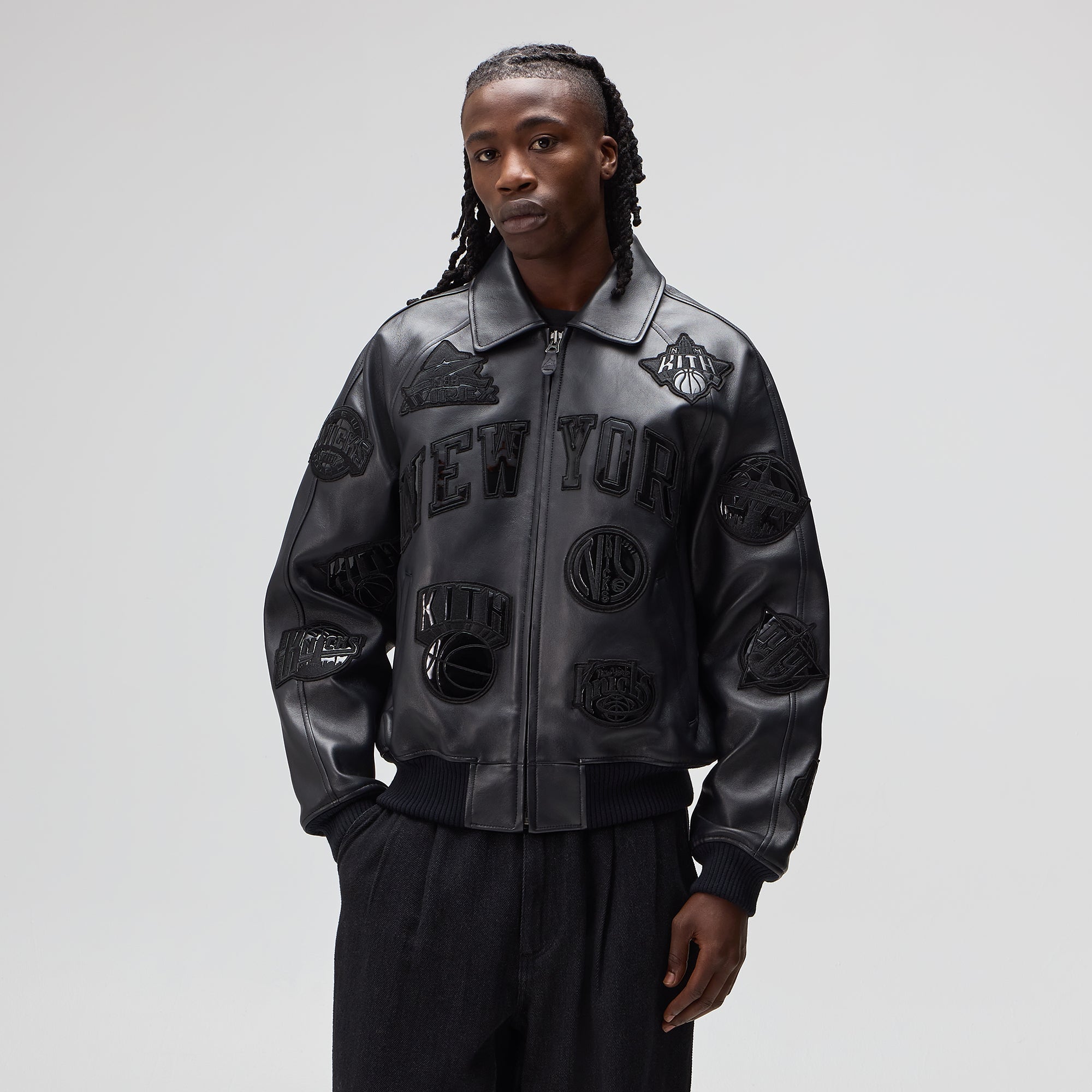 Kith & AVIREX for the New York Knicks Madison Square Garden Icon Jacke