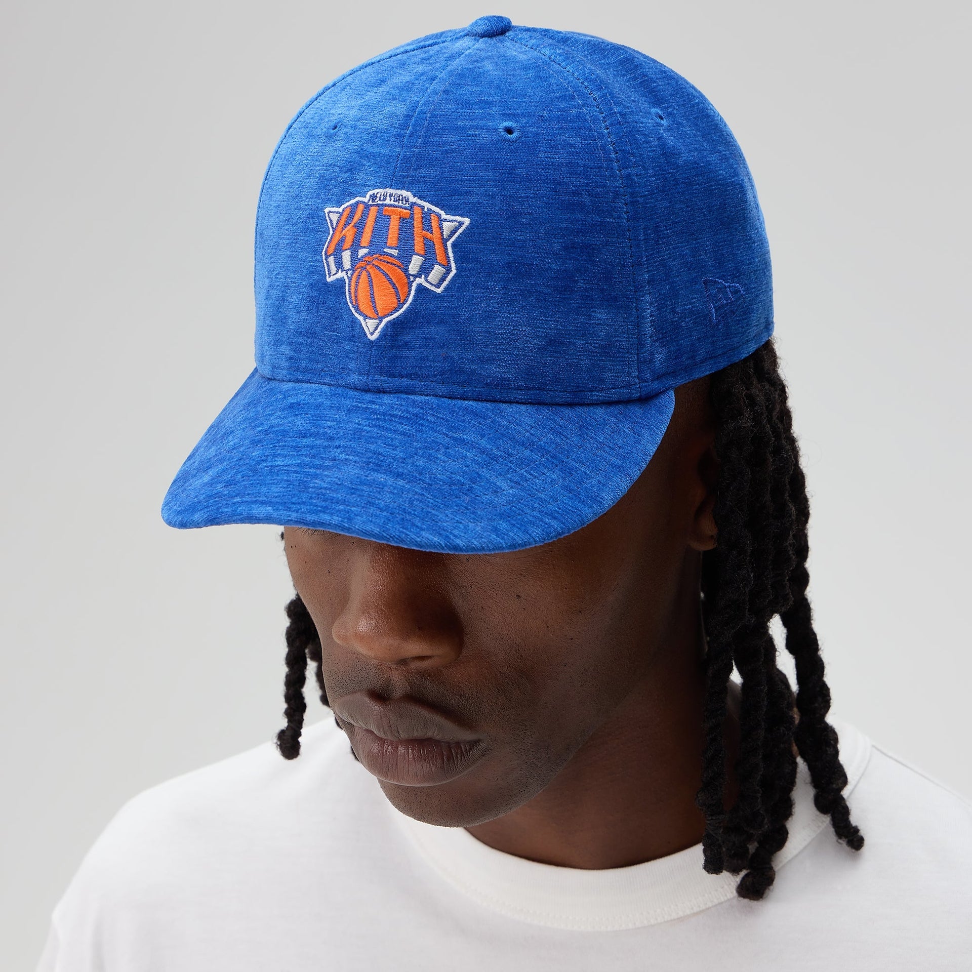 Kith & New Era for the New York Knicks Chenille 59FIFTY Low Profile Fitted Cap - Royal