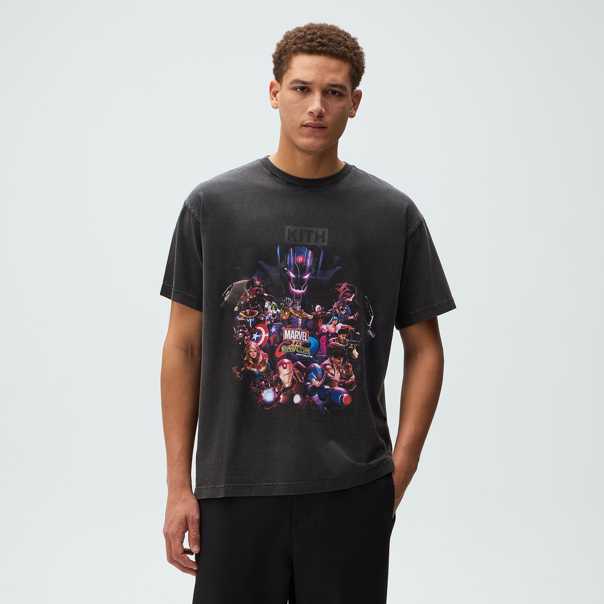 Mサイズ Kith Marvel vs. Capcom Vintage Tee KHM034297-001-Front.jpg?v=