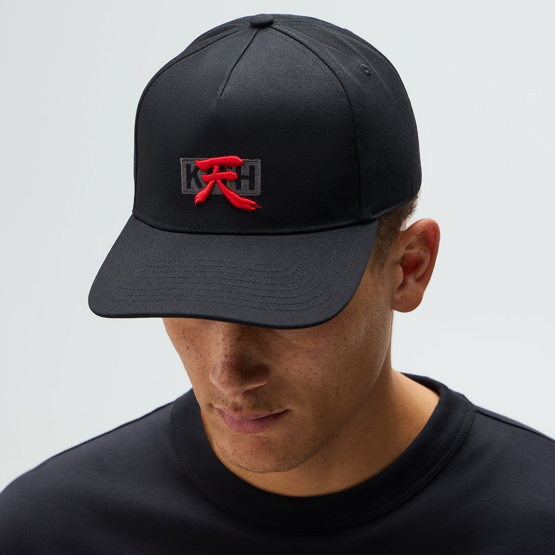 Capcom | Kith for New Era Akuma Twill Bay Low Pinch Crown Snapback - Black - PH