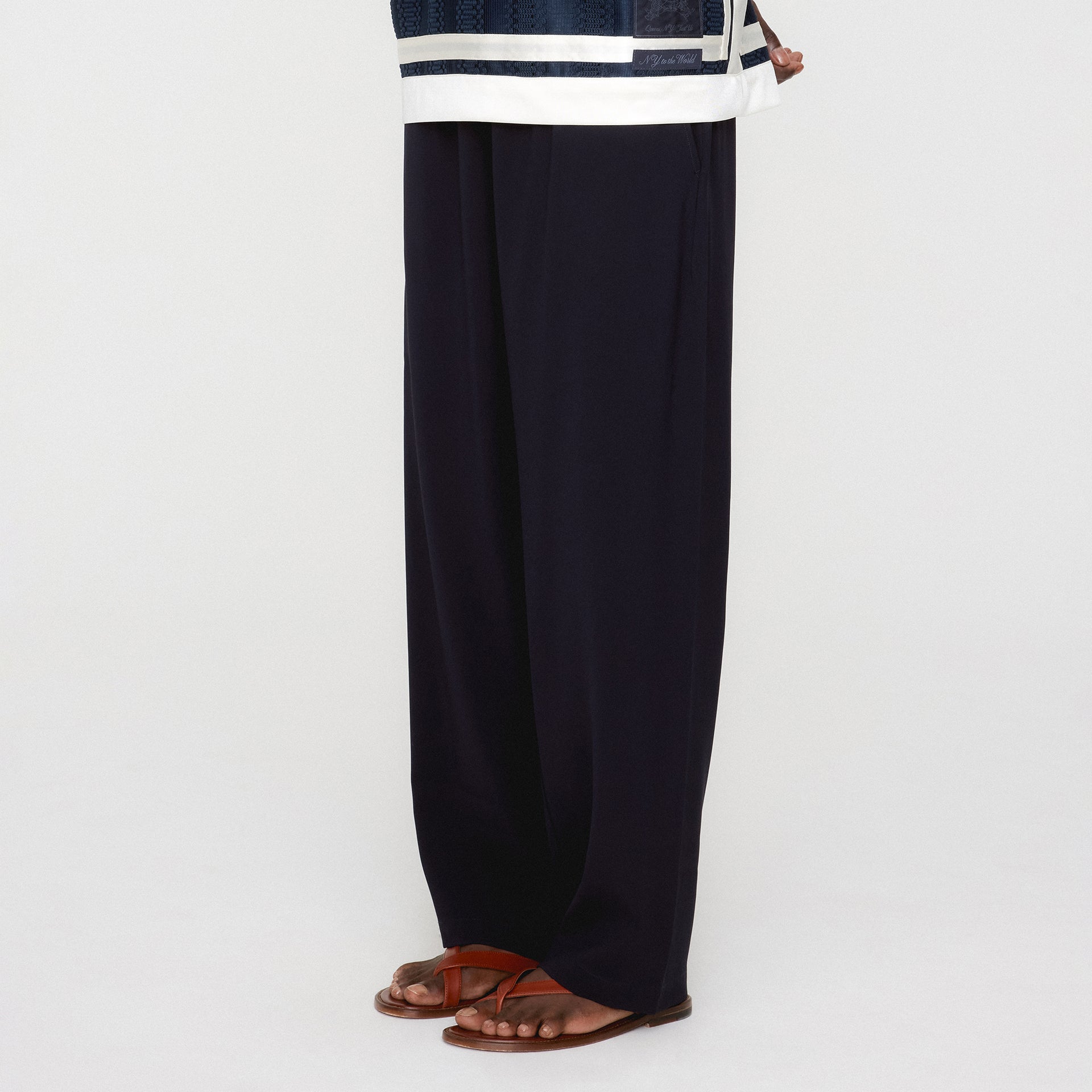 Kith Double Crepe Grayson Pant - Ink