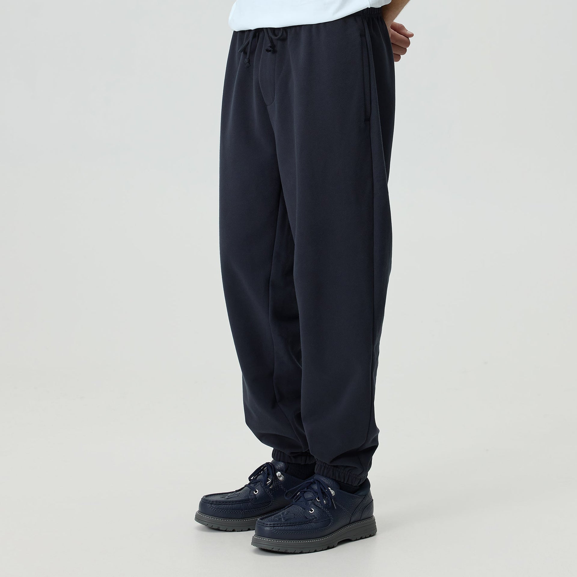 Kith Sueded French Terry Emmons Sweatpant - Black - PH