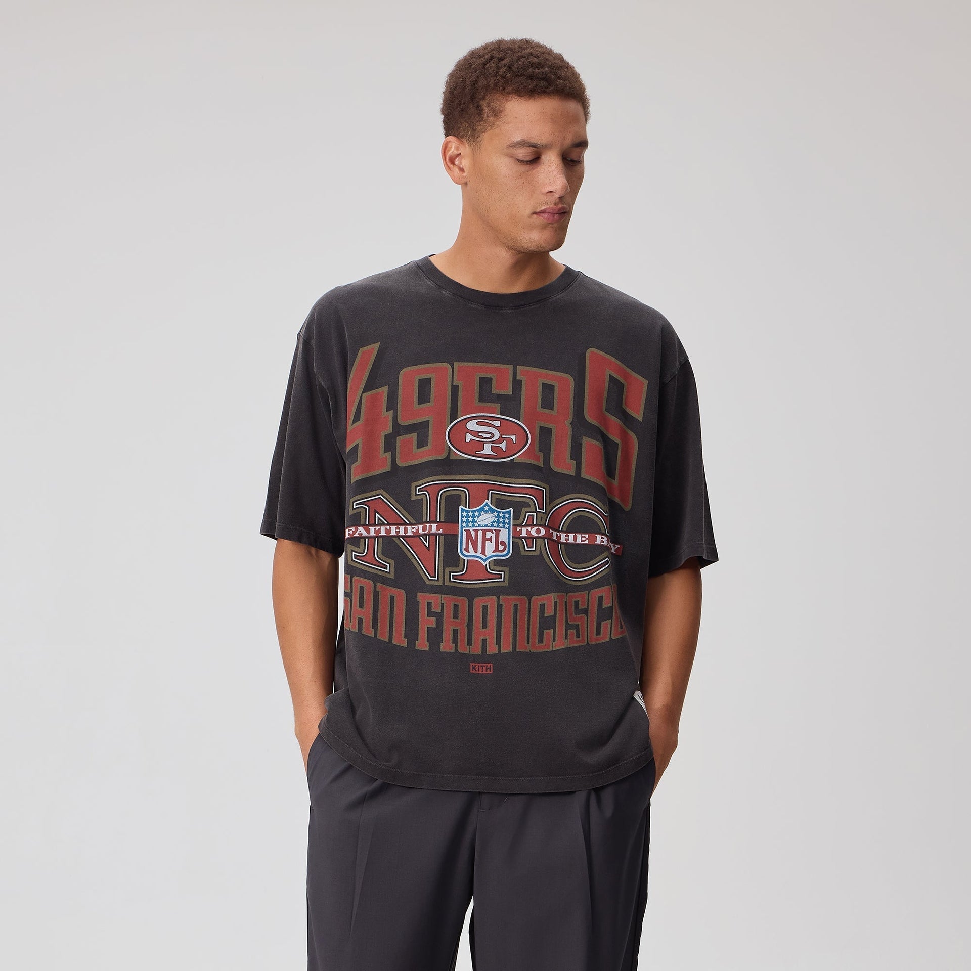 Kith for the NFL San Francisco 49ers XXL Vintage Jones Tee - Black - PH